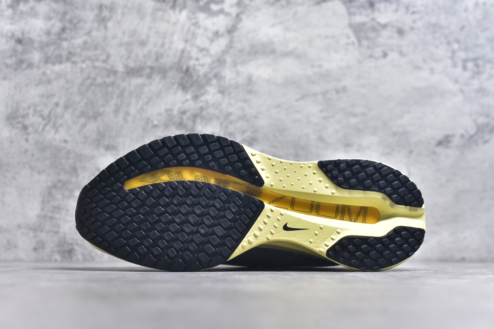 图片[6]-#Nike Air Zoom Pegasus Premium 2011耐克网面气垫跑鞋 HQ2592-010 尺码：36 37.5 38 39 40 41 42 43 44 45-选品中心