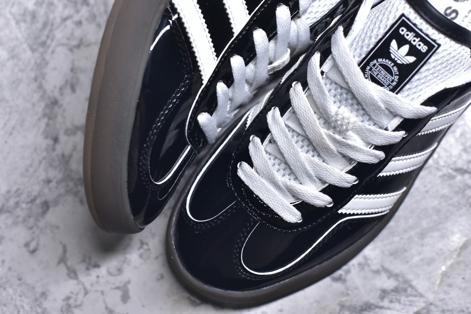 图片[8]-#AD Gazelle Indoor Trainers 羚羊内训系列低帮复古百搭休闲运动德训风板鞋 JQ8124 90年代经典的复刻版！自60年代以足球训练鞋面世以来,Gazelle就以其经典设计席卷全球。1991年版本的复刻,再造经典Gazelle。采用皮革打造,搭配浊色细节,让这款经典更加简约。尺码：35.5-45-选品中心