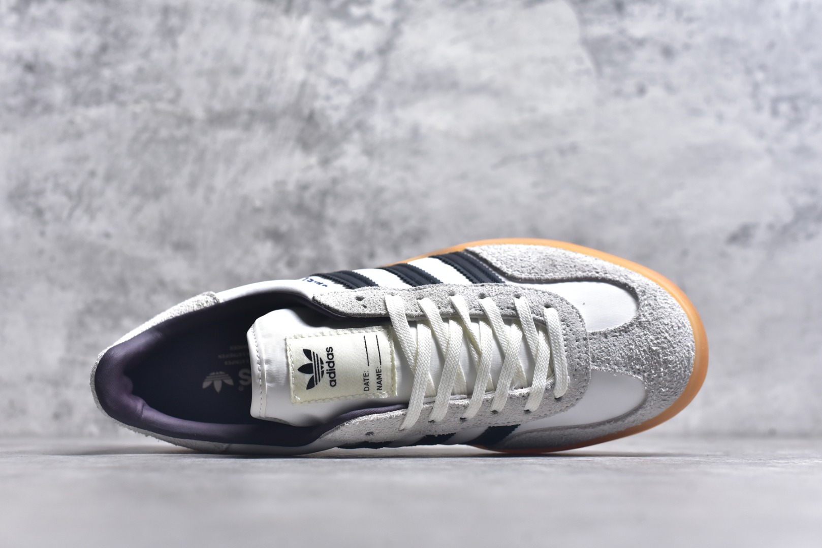 图片[4]-#AD Gazelle Indoor Trainers 羚羊内训系列低帮复古百搭休闲运动德训风板鞋 IH9985 90年代经典的复刻版！自60年代以足球训练鞋面世以来,Gazelle就以其经典设计席卷全球。1991年版本的复刻,再造经典Gazelle。采用皮革打造,搭配浊色细节,让这款经典更加简约。尺码：35.5-45-选品中心