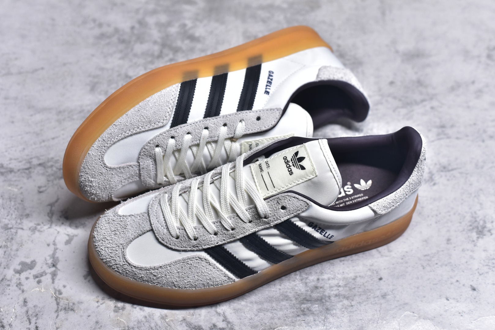 图片[7]-#AD Gazelle Indoor Trainers 羚羊内训系列低帮复古百搭休闲运动德训风板鞋 IH9985 90年代经典的复刻版！自60年代以足球训练鞋面世以来,Gazelle就以其经典设计席卷全球。1991年版本的复刻,再造经典Gazelle。采用皮革打造,搭配浊色细节,让这款经典更加简约。尺码：35.5-45-选品中心