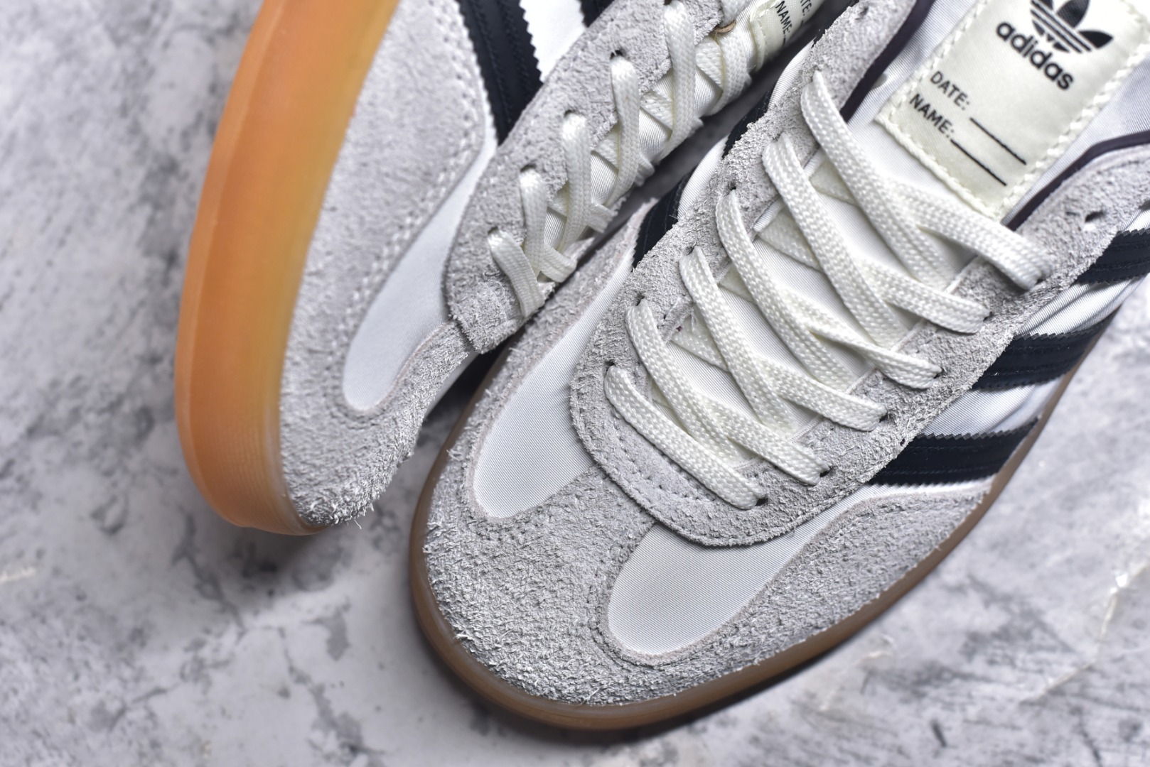 图片[8]-#AD Gazelle Indoor Trainers 羚羊内训系列低帮复古百搭休闲运动德训风板鞋 IH9985 90年代经典的复刻版！自60年代以足球训练鞋面世以来,Gazelle就以其经典设计席卷全球。1991年版本的复刻,再造经典Gazelle。采用皮革打造,搭配浊色细节,让这款经典更加简约。尺码：35.5-45-选品中心