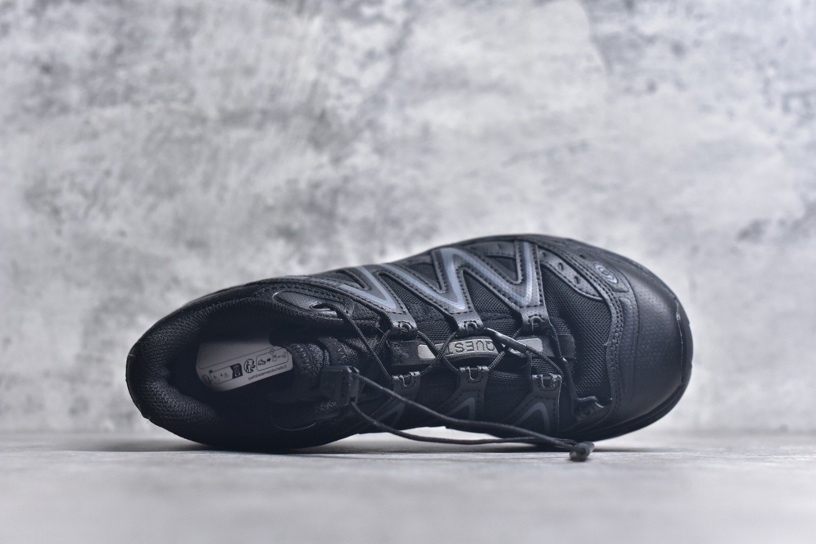 图片[4]-#Salomon XT-QUEST ADV 萨洛蒙潮流越野机能户外功能鞋 纯原外贸平台特供订单 耗时半年巨作 全套原纸板楦头开发 原厂特供网布配套加持 确保原汁原味 完美呈现版型 原档数据独家私模五层组合大底 男女鞋同步官方开发至46.5 原装Ortholite轻量化鞋垫 中底布带钢印编号 原厂TPU锁扣 进口港宝加持 后跟自然饱满 还原公司包裹性 基于 SALOMON 初代 XT 鞋身造型并搭载 4D ADVANCED CHASSIS™ 大底打造而成 为这款 XT-QUEST 带来了多项足部控制与保护等功能性 如在运动过程中控制左右晃动的过程而提高稳定性、改善长途越野过程中足中到足尖的过渡、提高感知岩石的精确度以抵抗尖锐物体对脚底的伤害以及采用动态缓冲来增强穿着舒适感 从而减轻疲劳感 使 XT-QUEST 成为一双舒适且安全的户外之履 尺码：36 36.5 37.5 38 38.5 39 40 40.5 41 42 42.5 43 44 44.5 45-选品中心