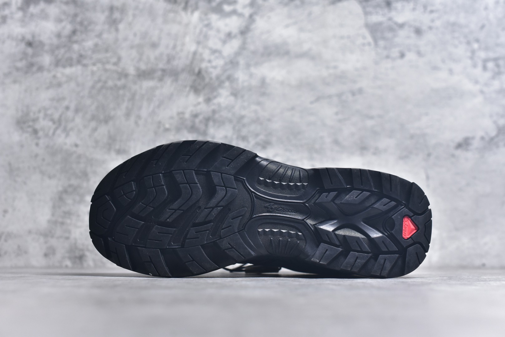 图片[6]-#Salomon XT-QUEST ADV 萨洛蒙潮流越野机能户外功能鞋 纯原外贸平台特供订单 耗时半年巨作 全套原纸板楦头开发 原厂特供网布配套加持 确保原汁原味 完美呈现版型 原档数据独家私模五层组合大底 男女鞋同步官方开发至46.5 原装Ortholite轻量化鞋垫 中底布带钢印编号 原厂TPU锁扣 进口港宝加持 后跟自然饱满 还原公司包裹性 基于 SALOMON 初代 XT 鞋身造型并搭载 4D ADVANCED CHASSIS™ 大底打造而成 为这款 XT-QUEST 带来了多项足部控制与保护等功能性 如在运动过程中控制左右晃动的过程而提高稳定性、改善长途越野过程中足中到足尖的过渡、提高感知岩石的精确度以抵抗尖锐物体对脚底的伤害以及采用动态缓冲来增强穿着舒适感 从而减轻疲劳感 使 XT-QUEST 成为一双舒适且安全的户外之履 尺码：36 36.5 37.5 38 38.5 39 40 40.5 41 42 42.5 43 44 44.5 45-选品中心