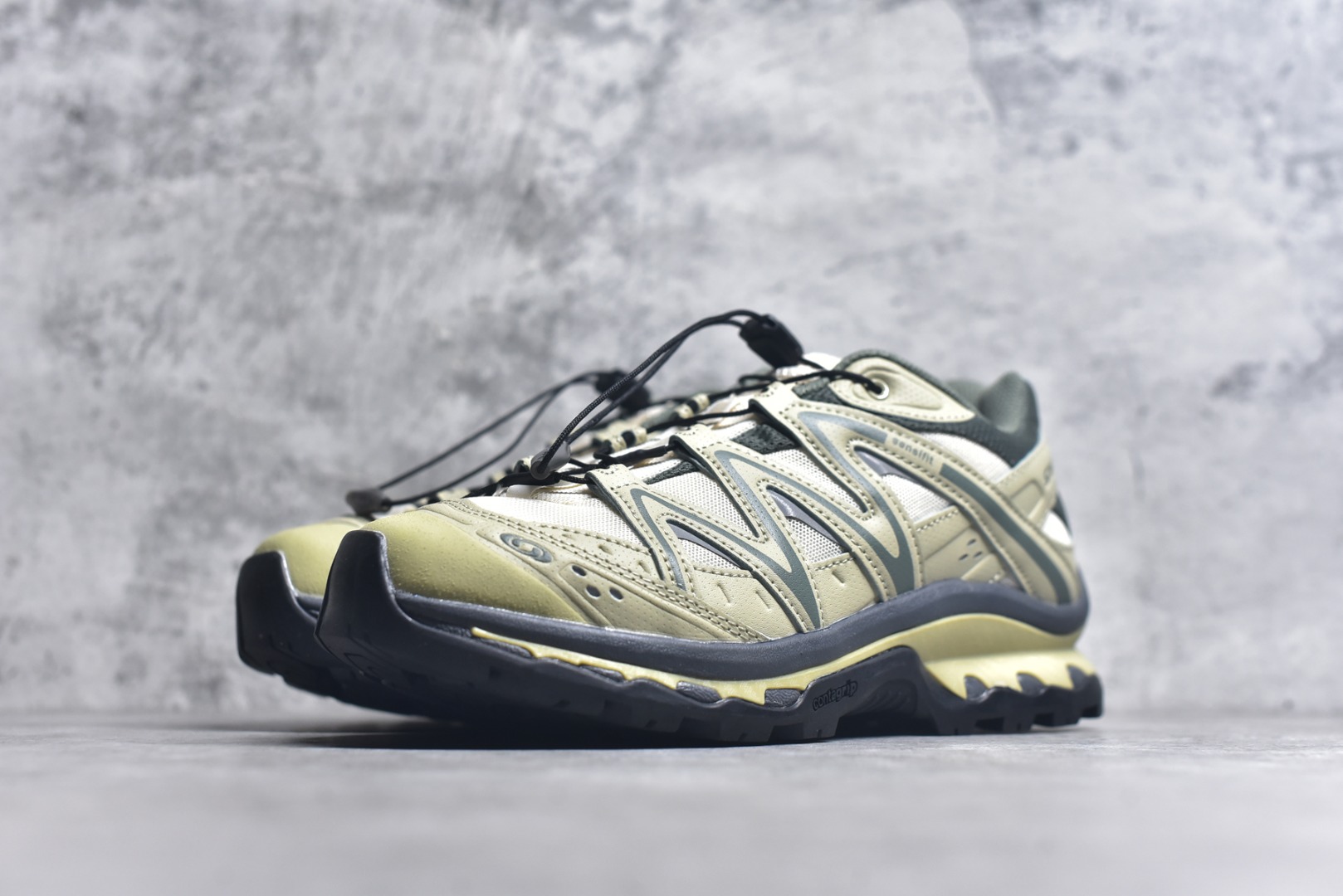 图片[2]-#Salomon XT-QUEST ADV 萨洛蒙潮流越野机能户外功能鞋 纯原外贸平台特供订单 耗时半年巨作 全套原纸板楦头开发 原厂特供网布配套加持 确保原汁原味 完美呈现版型 原档数据独家私模五层组合大底 男女鞋同步官方开发至46.5 原装Ortholite轻量化鞋垫 中底布带钢印编号 原厂TPU锁扣 进口港宝加持 后跟自然饱满 还原公司包裹性 基于 SALOMON 初代 XT 鞋身造型并搭载 4D ADVANCED CHASSIS™ 大底打造而成 为这款 XT-QUEST 带来了多项足部控制与保护等功能性 如在运动过程中控制左右晃动的过程而提高稳定性、改善长途越野过程中足中到足尖的过渡、提高感知岩石的精确度以抵抗尖锐物体对脚底的伤害以及采用动态缓冲来增强穿着舒适感 从而减轻疲劳感 使 XT-QUEST 成为一双舒适且安全的户外之履 尺码：36 36.5 37.5 38 38.5 39 40 40.5 41 42 42.5 43 44 44.5 45-选品中心