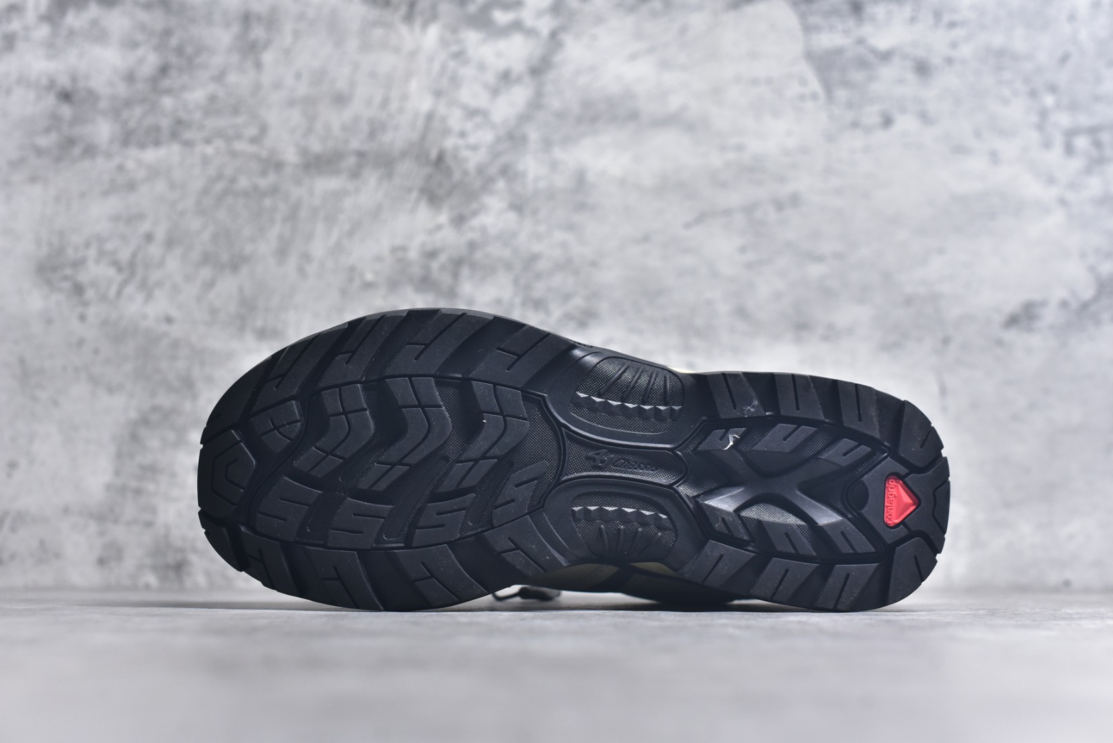 图片[6]-#Salomon XT-QUEST ADV 萨洛蒙潮流越野机能户外功能鞋 纯原外贸平台特供订单 耗时半年巨作 全套原纸板楦头开发 原厂特供网布配套加持 确保原汁原味 完美呈现版型 原档数据独家私模五层组合大底 男女鞋同步官方开发至46.5 原装Ortholite轻量化鞋垫 中底布带钢印编号 原厂TPU锁扣 进口港宝加持 后跟自然饱满 还原公司包裹性 基于 SALOMON 初代 XT 鞋身造型并搭载 4D ADVANCED CHASSIS™ 大底打造而成 为这款 XT-QUEST 带来了多项足部控制与保护等功能性 如在运动过程中控制左右晃动的过程而提高稳定性、改善长途越野过程中足中到足尖的过渡、提高感知岩石的精确度以抵抗尖锐物体对脚底的伤害以及采用动态缓冲来增强穿着舒适感 从而减轻疲劳感 使 XT-QUEST 成为一双舒适且安全的户外之履 尺码：36 36.5 37.5 38 38.5 39 40 40.5 41 42 42.5 43 44 44.5 45-选品中心