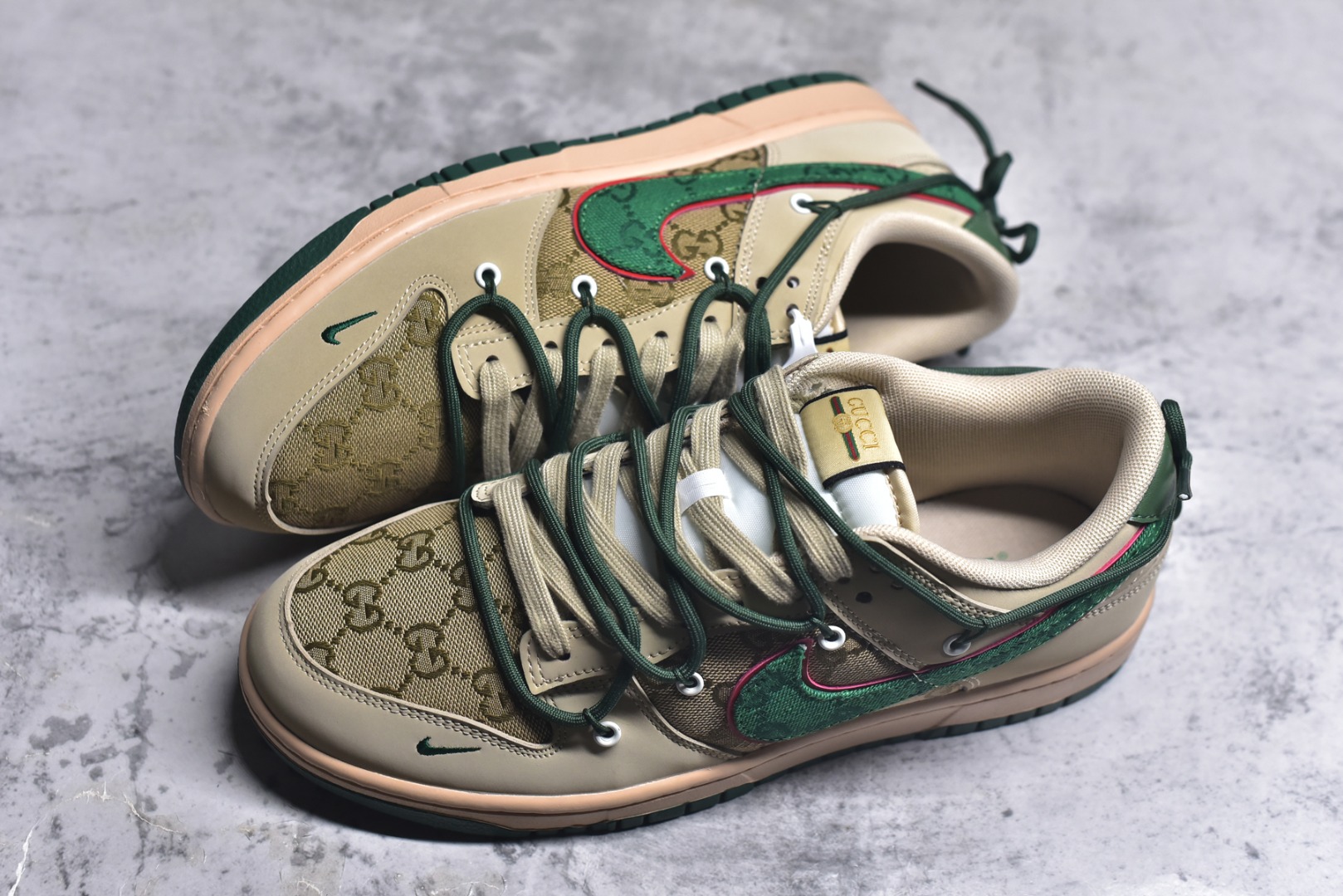 图片[7]-#Nike SB Dunk Low Gucci联名 绑带绿勾勾 周年高端定制 低帮休闲板鞋 DM6868-087 #定制鞋盒 大厂纯原品质出货 超高清洁度 皮料切割干净无任何毛边 细节完美 尺码：36 36.5 37.5 38 38.5 39 40 40.5 41 42 42.5 43 44 44.5 45 9.E5-选品中心