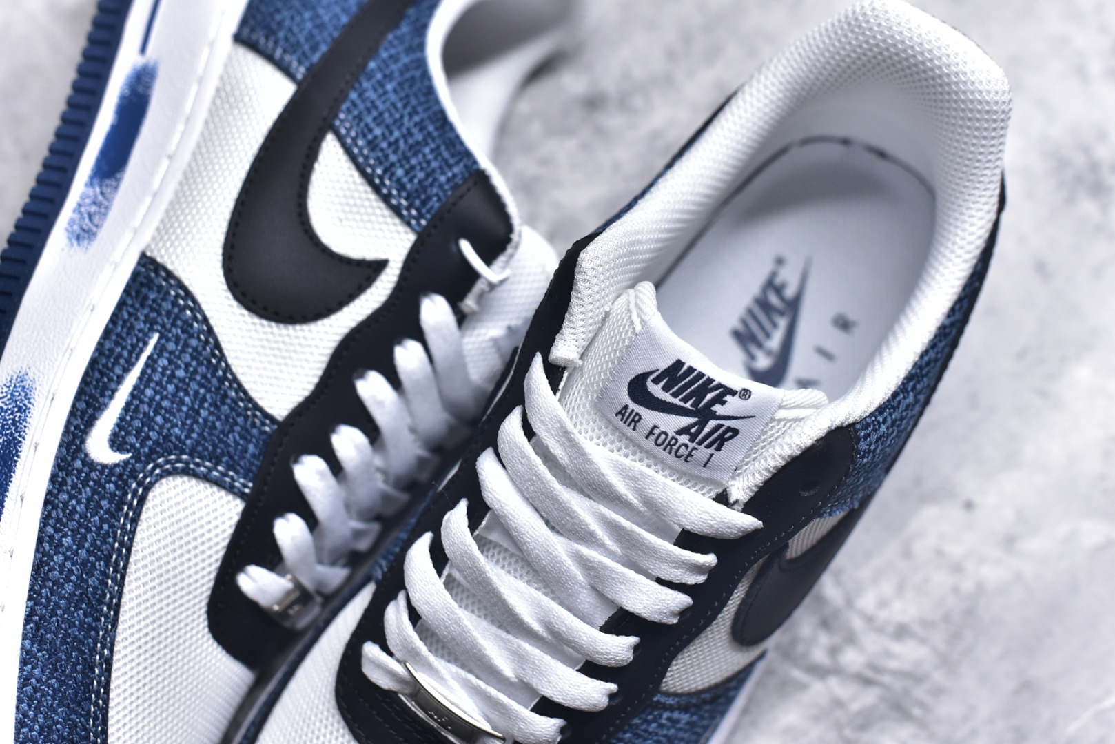 图片[9]-#NK Air Force 1´07 Low 空军一号低帮百搭休闲运动板鞋 ZH0316-089 柔软、弹性十足的缓震性能和出色的中底设计 横跨复古与现代的外型结合 造就出风靡全球 三十多年的Force 1 直到今天还深受青睐 实拍调校N版已经零色差零失真 百分百还原实物色彩所见即所得 不存在货不对板色差等低级问题 选购参考实物拍摄 不混卖不参货 只用心做好货严格选品 承诺混一赔十 尺码：36 36.5 37.5 38 38.5 39 40 40.5 41 42 42.5 43 44 44.5 45-选品中心