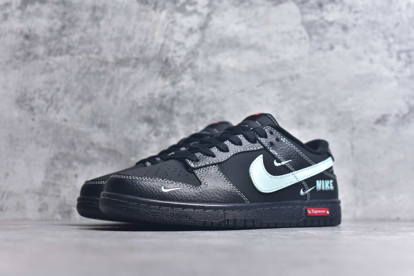 图片[2]-#Nike SB Dunk Low SUP联名 蒂芙尼三小勾 周年高端定制 低帮休闲板鞋 SC9207-422 #原楦头原纸板 原装鞋盒 定制五金配件 内置全掌气垫 原厂鞋底 尺码：36 36.5 37.5 38 38.5 39 40 40.5 41 42 42.5 43 44 44.5 45 9.E5-选品中心