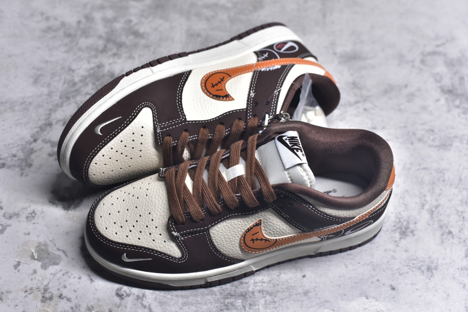 图片[7]-#Nike SB Dunk Low 深棕鬼脸 周年高端定制 低帮休闲板鞋 KK1333-034 #原楦头原纸板 原装鞋盒 定制五金配件 内置全掌气垫 原厂鞋底 尺码：36 36.5 37.5 38 38.5 39 40 40.5 41 42 42.5 43 44 44.5 45 9.E5-选品中心
