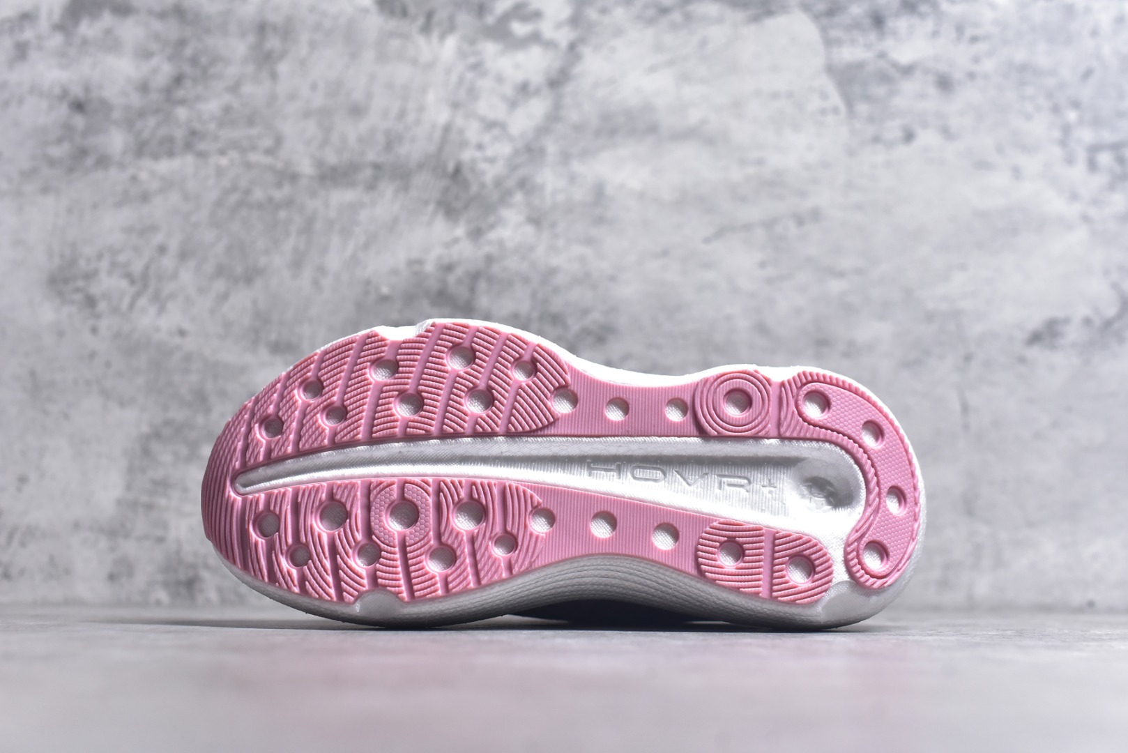图片[6]-#Under Armour Infinite Elite 2 安德玛舒适防滑耐磨低帮越野短跑跑步鞋 Under Armour成立于1996年，创办者是前马里兰橄榄球明星KevinPlank。在美国，提到Under Armour，必然会想起高端和专业的运动装备，Under Armour 逐渐成为“专业”的代名词。Under Armour在专业运动装备领域达到了一定高度，可以说是专业运动装备的优选。实拍调校N版已经零色差零失真 百分百还原实物色彩所见即所得 不存在货不对板色差等低级问题 选购参考实物拍摄 不混卖不参货 只用心做好货严格选品 承诺混一赔十 尺码：36-40 不含半码-选品中心