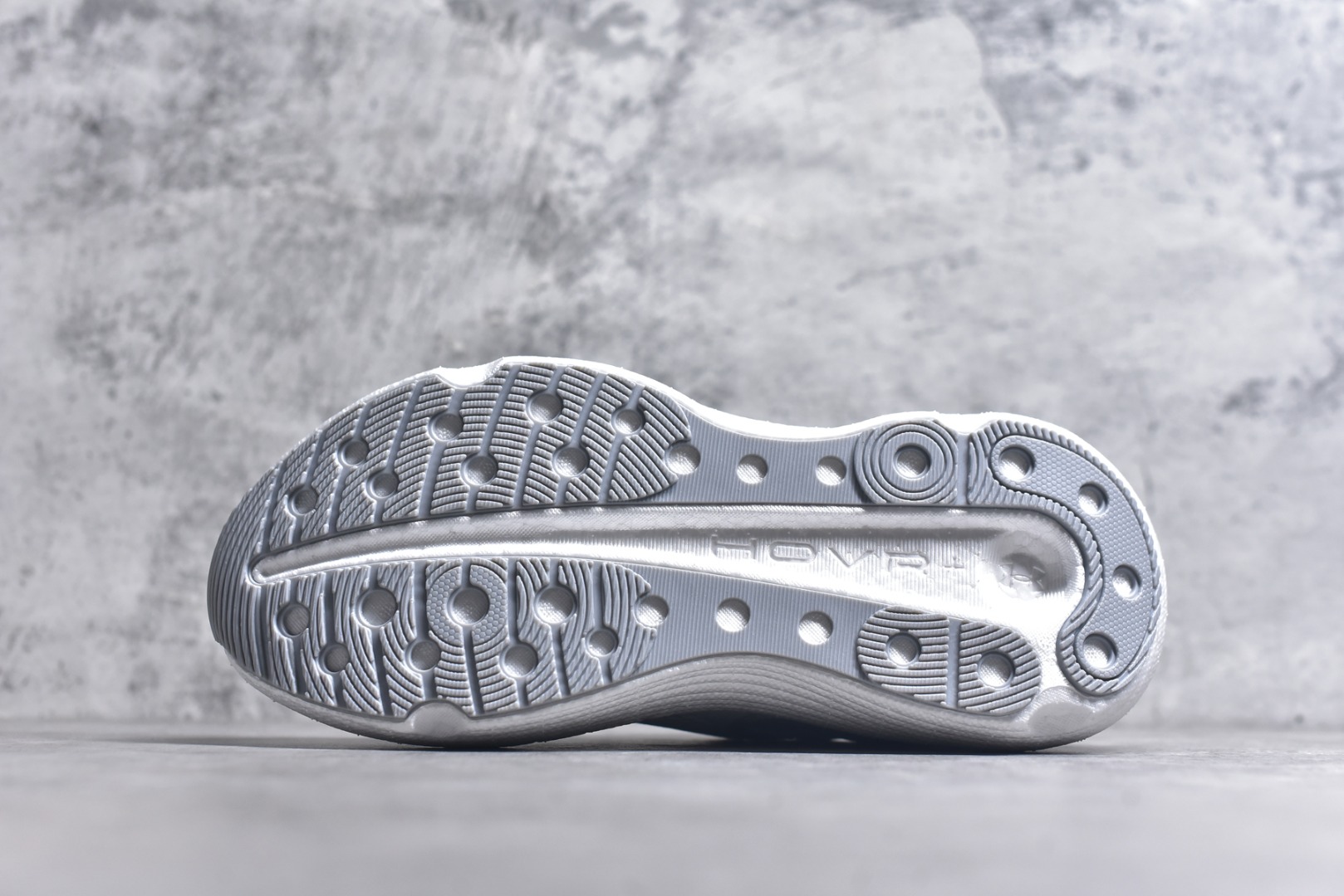 图片[6]-#Under Armour Infinite Elite 2 安德玛舒适防滑耐磨低帮越野短跑跑步鞋 Under Armour成立于1996年，创办者是前马里兰橄榄球明星KevinPlank。在美国，提到Under Armour，必然会想起高端和专业的运动装备，Under Armour 逐渐成为“专业”的代名词。Under Armour在专业运动装备领域达到了一定高度，可以说是专业运动装备的优选。实拍调校N版已经零色差零失真 百分百还原实物色彩所见即所得 不存在货不对板色差等低级问题 选购参考实物拍摄 不混卖不参货 只用心做好货严格选品 承诺混一赔十 尺码：36-45 不含半码-选品中心