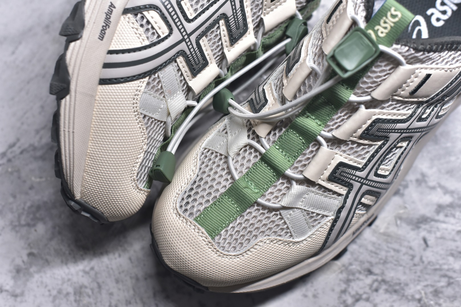 图片[8]-#Asics Gel-Sonoma SE 亚瑟士溯溪鞋涉水鞋洞洞鞋 舒适日常休闲百搭防滑低帮户外徒步舒适随行跑步鞋 无界 路更远 今夏必备 颠覆认知 包裹性超强 脚感非常之舒适 侧面镂空设计 透气性极佳 让微风灌入足底 为沸腾夏日注入清爽能量防滑效果也不错 颜值与性能兼备 各平台实体疯狂种草首选 尺码：35 36 37.5 38 39 40 40.5 41.5 42 42.5 43.5 44 45-选品中心
