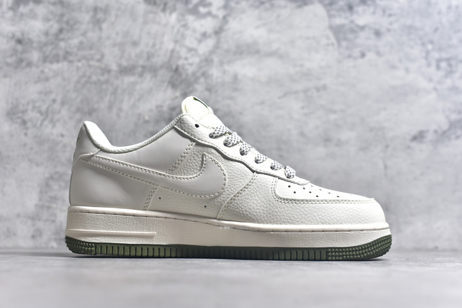 图片[3]-#Nike Air Force 1\’07 Low 耐克联名 绿小三勾 空军一号低帮休闲板鞋 XX3168-182 #原楦头原纸板 原装鞋盒 定制五金配件 内置全掌气垫 原厂鞋底 尺码：36 36.5 37.5 38 38.5 39 40 40.5 41 42 42.5 43 44 44.5 45 9.D4-选品中心