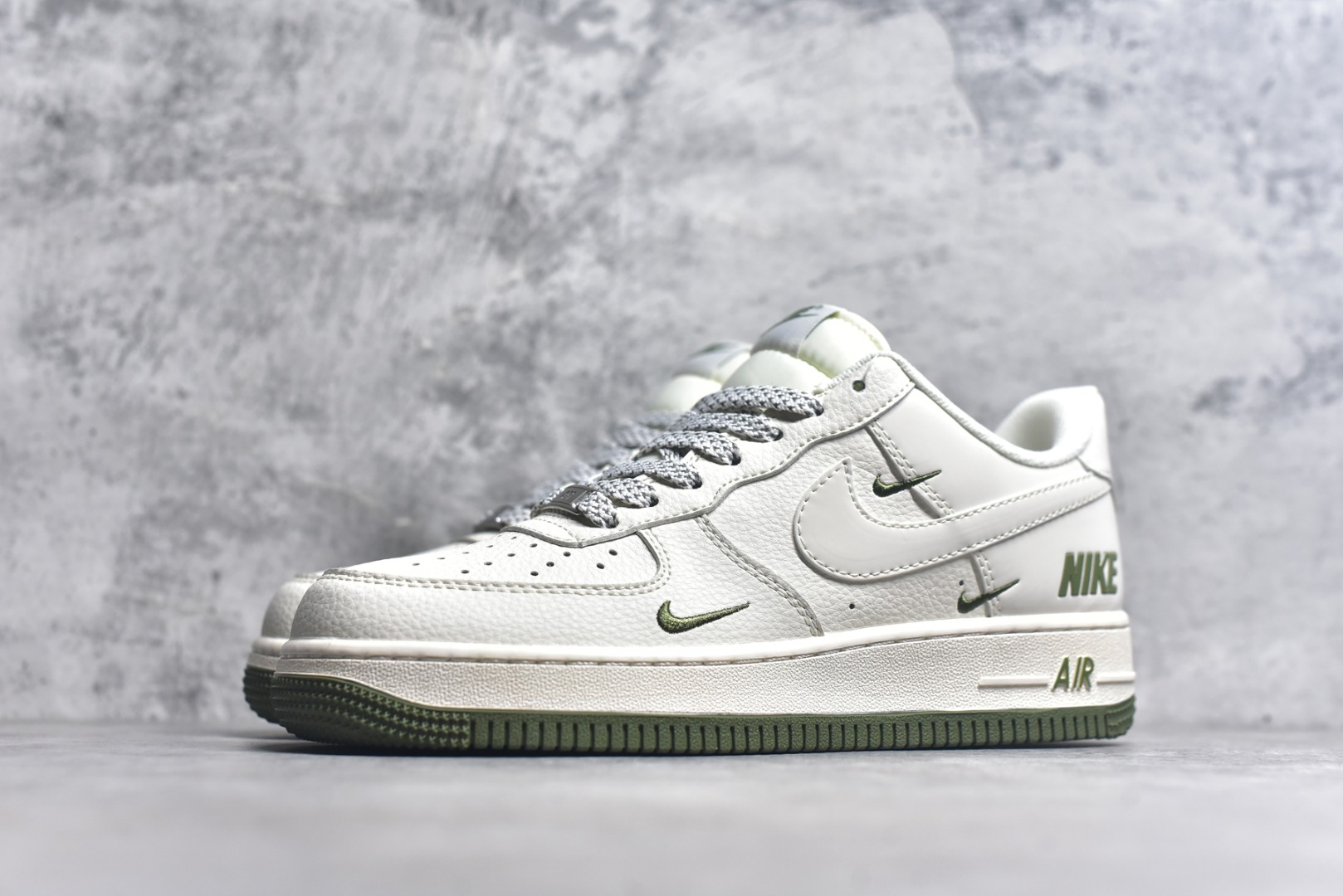 图片[2]-#Nike Air Force 1\’07 Low 耐克联名 绿小三勾 空军一号低帮休闲板鞋 XX3168-182 #原楦头原纸板 原装鞋盒 定制五金配件 内置全掌气垫 原厂鞋底 尺码：36 36.5 37.5 38 38.5 39 40 40.5 41 42 42.5 43 44 44.5 45 9.D4-选品中心