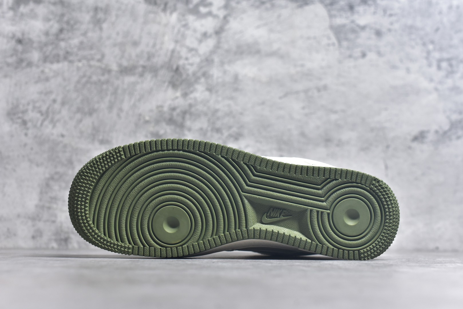 图片[6]-#Nike Air Force 1\’07 Low 耐克联名 绿小三勾 空军一号低帮休闲板鞋 XX3168-182 #原楦头原纸板 原装鞋盒 定制五金配件 内置全掌气垫 原厂鞋底 尺码：36 36.5 37.5 38 38.5 39 40 40.5 41 42 42.5 43 44 44.5 45 9.D4-选品中心