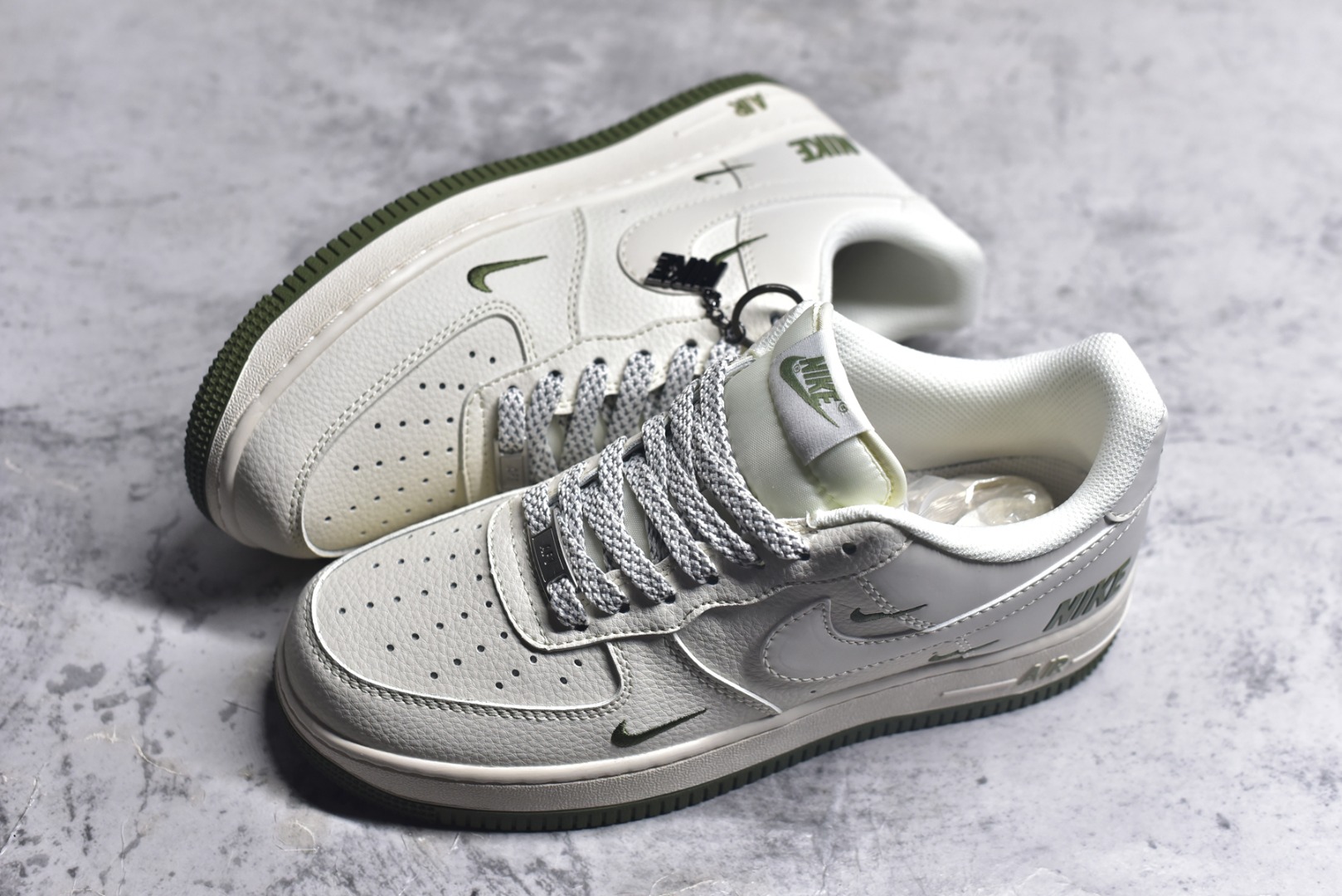 图片[7]-#Nike Air Force 1\’07 Low 耐克联名 绿小三勾 空军一号低帮休闲板鞋 XX3168-182 #原楦头原纸板 原装鞋盒 定制五金配件 内置全掌气垫 原厂鞋底 尺码：36 36.5 37.5 38 38.5 39 40 40.5 41 42 42.5 43 44 44.5 45 9.D4-选品中心