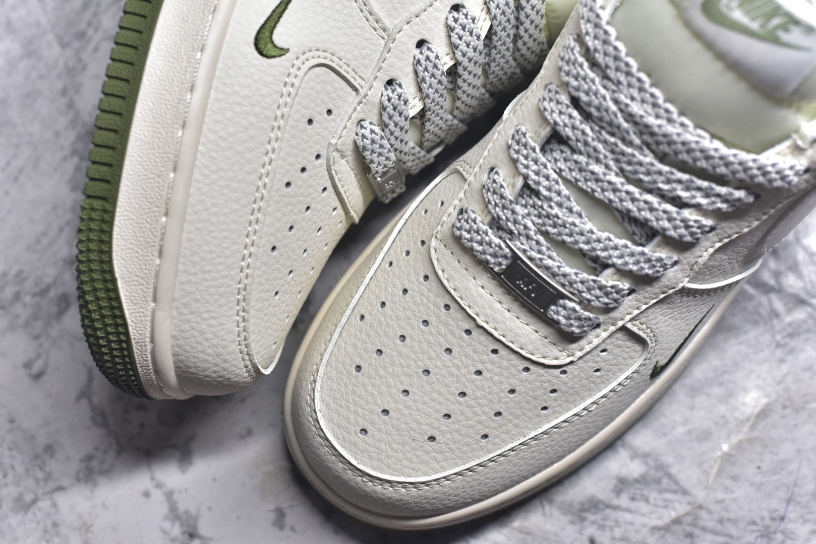 图片[8]-#Nike Air Force 1\’07 Low 耐克联名 绿小三勾 空军一号低帮休闲板鞋 XX3168-182 #原楦头原纸板 原装鞋盒 定制五金配件 内置全掌气垫 原厂鞋底 尺码：36 36.5 37.5 38 38.5 39 40 40.5 41 42 42.5 43 44 44.5 45 9.D4-选品中心