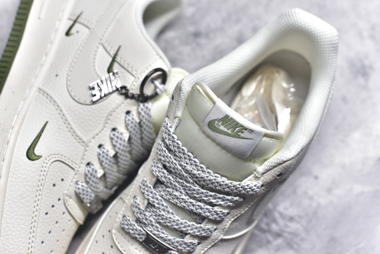 图片[9]-#Nike Air Force 1\’07 Low 耐克联名 绿小三勾 空军一号低帮休闲板鞋 XX3168-182 #原楦头原纸板 原装鞋盒 定制五金配件 内置全掌气垫 原厂鞋底 尺码：36 36.5 37.5 38 38.5 39 40 40.5 41 42 42.5 43 44 44.5 45 9.D4-选品中心