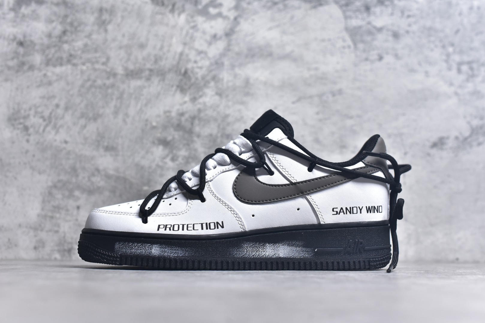 #Nike Air Force 1\’07 Low 二次元主题 奢香水榭 满天星泼墨 空军一号低帮休闲板鞋 ZH0316-086 #定制皮料 原厂3D打印 定制鞋盒 原楦原纸板 纯正空军版型 内置全掌气垫 尺码：36 36.5 37.5 38 38.5 39 40 40.5 41 42 42.5 43 44 44.5 45 9.D4-选品中心
