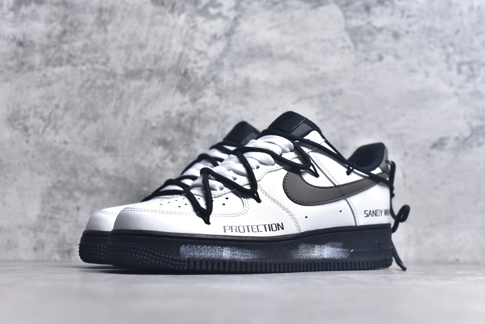 图片[2]-#Nike Air Force 1\’07 Low 二次元主题 奢香水榭 满天星泼墨 空军一号低帮休闲板鞋 ZH0316-086 #定制皮料 原厂3D打印 定制鞋盒 原楦原纸板 纯正空军版型 内置全掌气垫 尺码：36 36.5 37.5 38 38.5 39 40 40.5 41 42 42.5 43 44 44.5 45 9.D4-选品中心