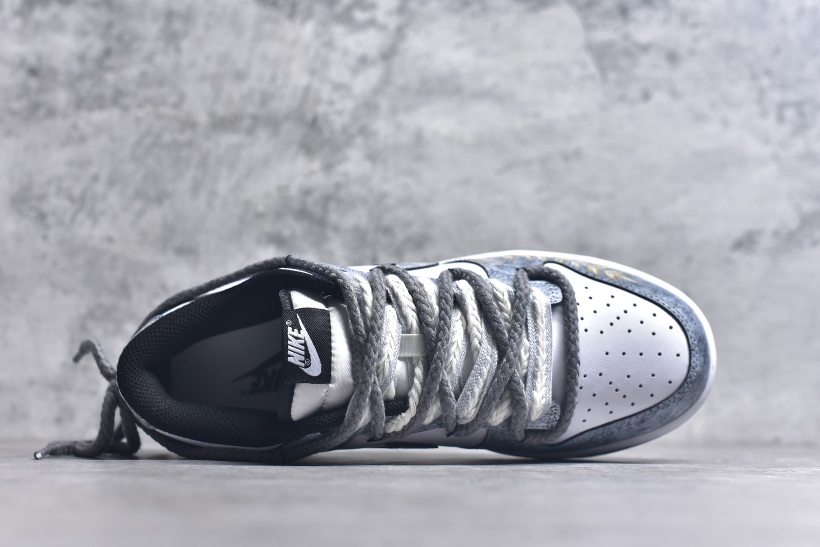 图片[4]-#Nike SB Dunk Low 麦穗灰绑带 低帮休闲板鞋 DD1391-100 #定制鞋盒 大厂纯原品质出货 超高清洁度 皮料切割干净无任何毛边 细节完美 尺码：40 40.5 41 42 42.5 43 44 44.5 45 46 9.E5-选品中心