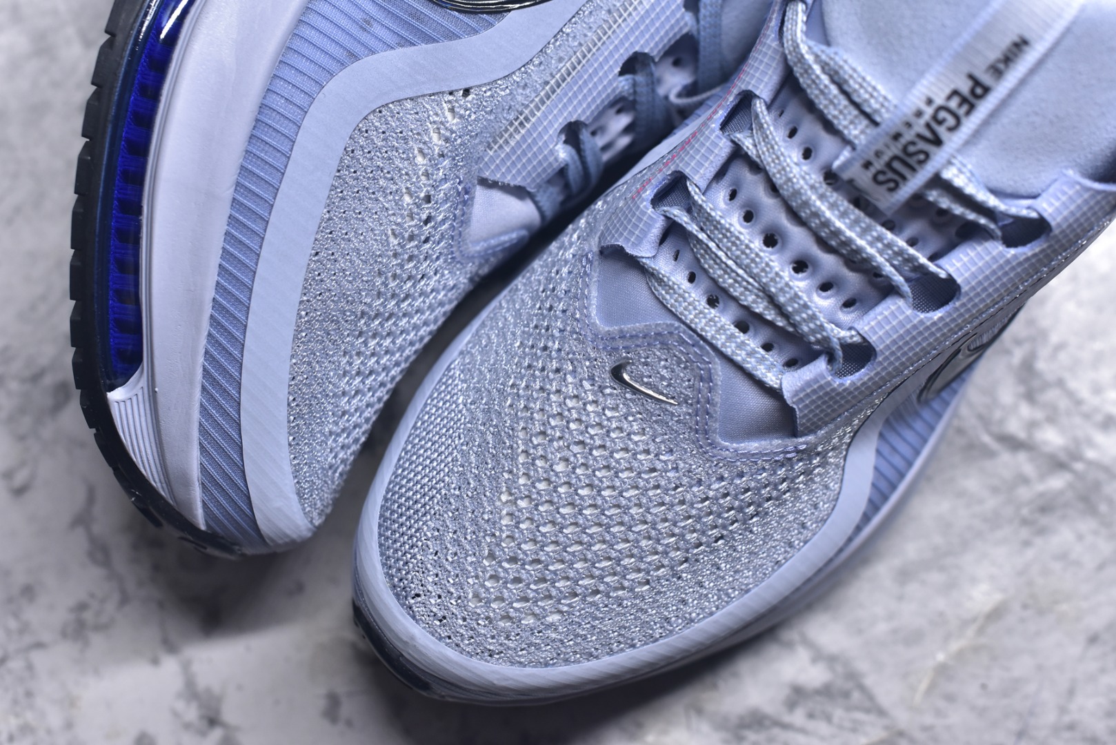 图片[8]-#Nike Air Zoom Pegasus Premium 耐克网面全掌气垫缓震跑鞋 HQ2592-004#全掌可见的Air Zoom首次在Pegasus系列中出现，模仿了Vaporfly的碳板曲线，增强了跑步时的流畅过渡。 尺码：35.5 36 36.5 37.5 38 38.5 39 40 40.5 41 42 42.5 43 44 44.5 45 46-选品中心