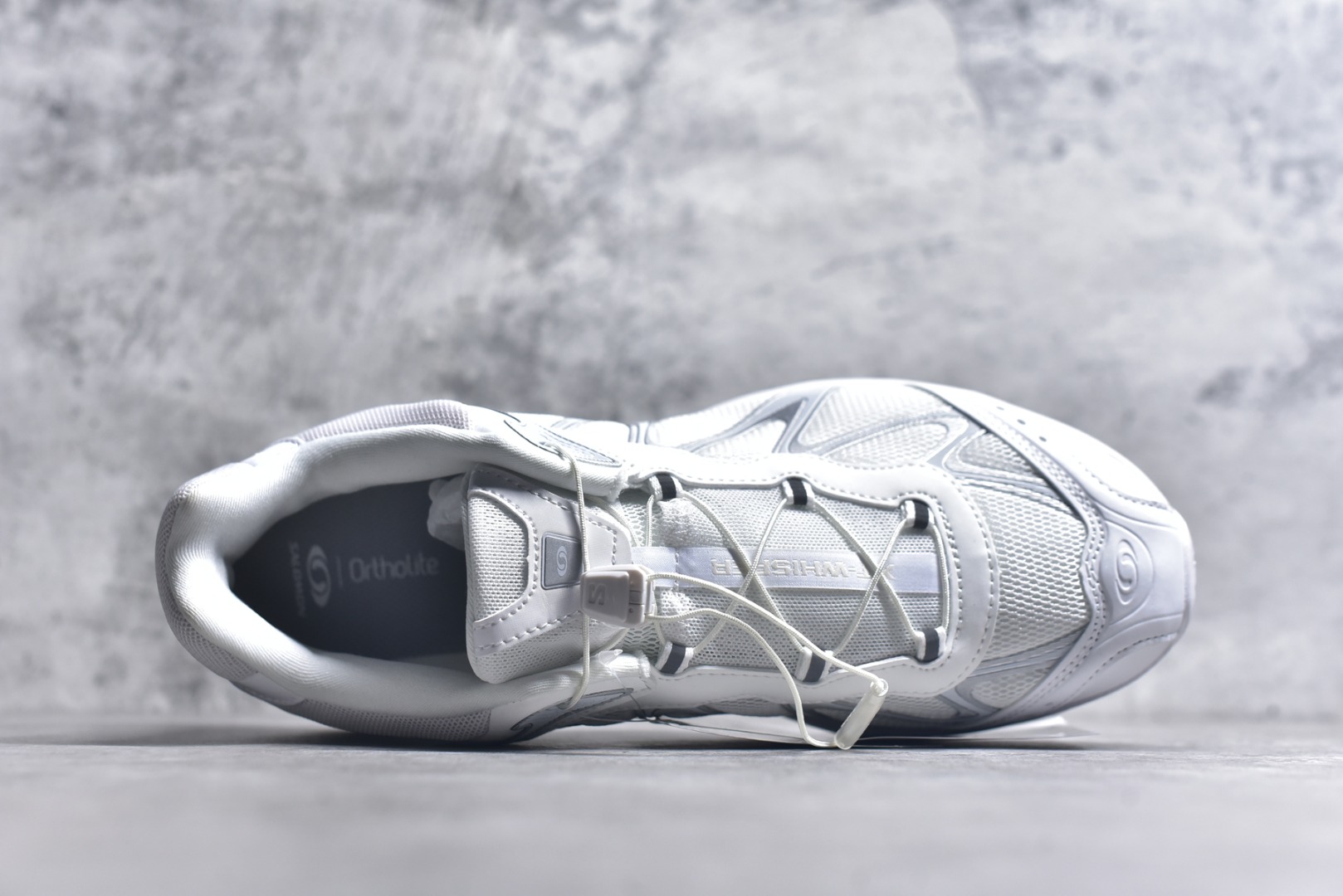 图片[4]-#Salomon 萨洛蒙XT-Whisper 户外 休闲 运动鞋 跑鞋 477619 原版购入开发 做货 Salomon 对 XT-WHISPER 鞋面设计进行了升级，以多种鞋面材质，构造了丰富的鞋面层次，为鞋款增添摩登现代感。鞋款独特的波浪形 Sensifit系统设计勾勒出鞋身的流动感线条，并结合标志性的Quicklace™ 快速系带系统，保障全鞋舒适包裹感。结合 Contagrip® 大底，在保留鞋款功能性的同时多维度诠释城市户外型格 配送专柜精美包装🛍📦 面料 ： 原版定制进口网面+牛皮 内里 ： 原版进口透气网里 鞋底 ： 原版开模防滑橡胶材质 底厚 ：3.5CM 尺码： 36-45-选品中心