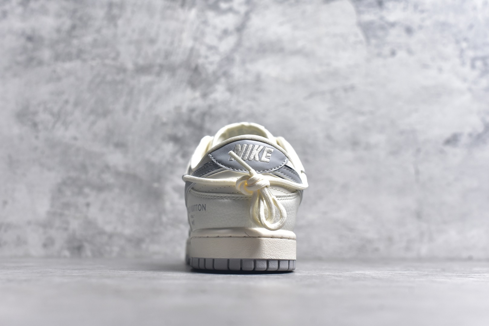 图片[5]-#Nike SB Dunk Low LV联名 绑带灰勾 周年高端定制 低帮休闲板鞋 DM6868-092 #定制鞋盒 大厂纯原品质出货 超高清洁度 皮料切割干净无任何毛边 细节完美 尺码：36 36.5 37.5 38 36.5 39 40 40.5 41 42 42.5 43 44 44.5 45 9.E5-选品中心