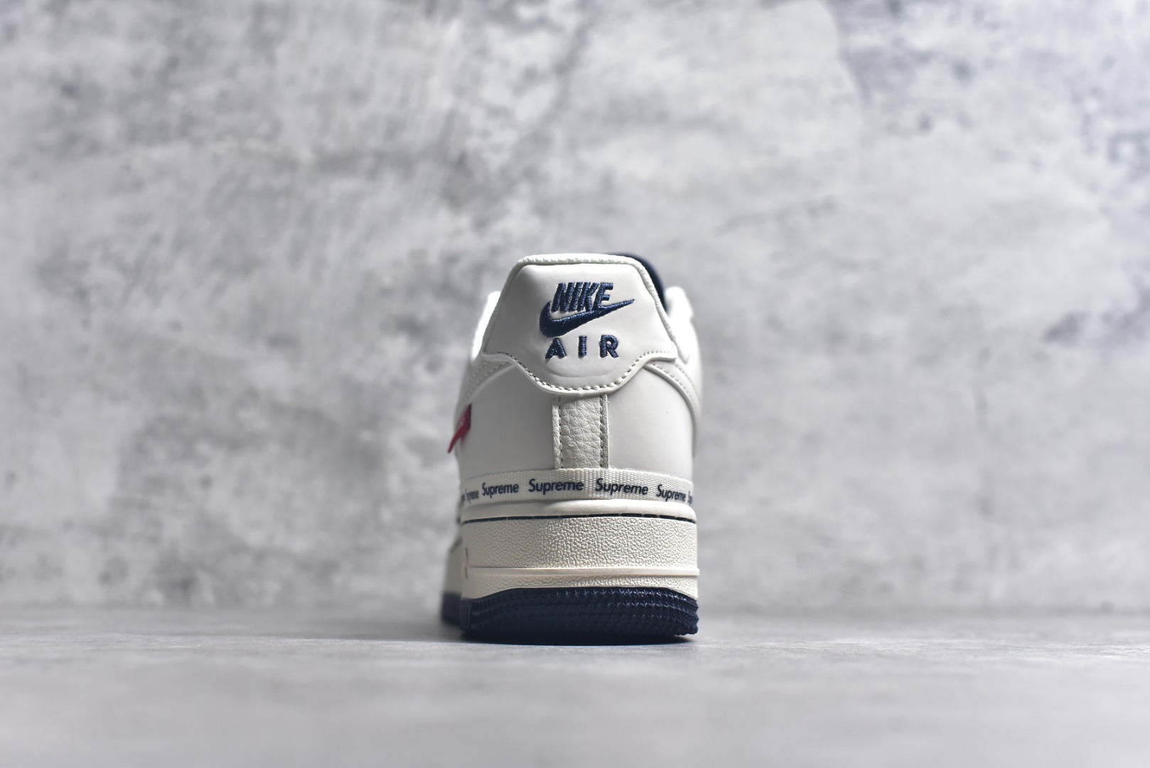 图片[5]-#NIke Air Force 1\’07 Low Supreme联名 米蓝弹幕 空军一号低帮休闲板鞋 XX3168-203 #原楦头原纸板 原装鞋盒 定制五金配件 内置全掌气垫 原厂鞋底 尺码：36 36.5 37.5 38 38.5 39 40 40.5 41 42 42.5 43 44 44.5 45 9.D4-选品中心