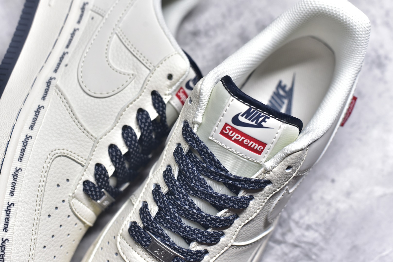 图片[9]-#NIke Air Force 1\’07 Low Supreme联名 米蓝弹幕 空军一号低帮休闲板鞋 XX3168-203 #原楦头原纸板 原装鞋盒 定制五金配件 内置全掌气垫 原厂鞋底 尺码：36 36.5 37.5 38 38.5 39 40 40.5 41 42 42.5 43 44 44.5 45 9.D4-选品中心