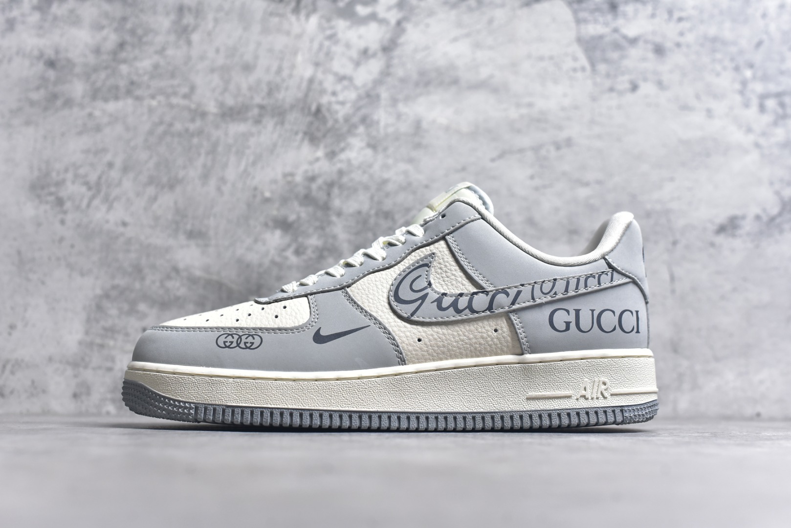 #Nike Air Force 1\’07 Low 古驰联名 火山灰 空军一号低帮休闲板鞋 DF0188-050 #原楦头原纸板 原装鞋盒 定制五金配件 内置全掌气垫 原厂鞋底 尺码：36 36.5 37.5 38 38.5 39 40 40.5 41 42 42.5 43 44 44.5 45 9.D4-选品中心
