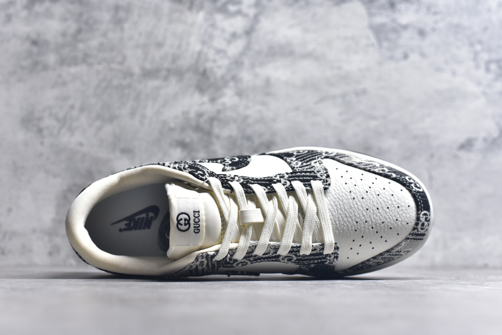 图片[4]-#Nike SB Dunk Low 古驰联名 黑灰牛仔 周年高端定制 低帮休闲板鞋 SC9207-418 #定制鞋盒 大厂纯原品质出货 超高清洁度 皮料切割干净无任何毛边 细节完美 尺码：36 36.5 37.5 38 36.5 39 40 40.5 41 42 42.5 43 44 44.5 45 9.E5-选品中心