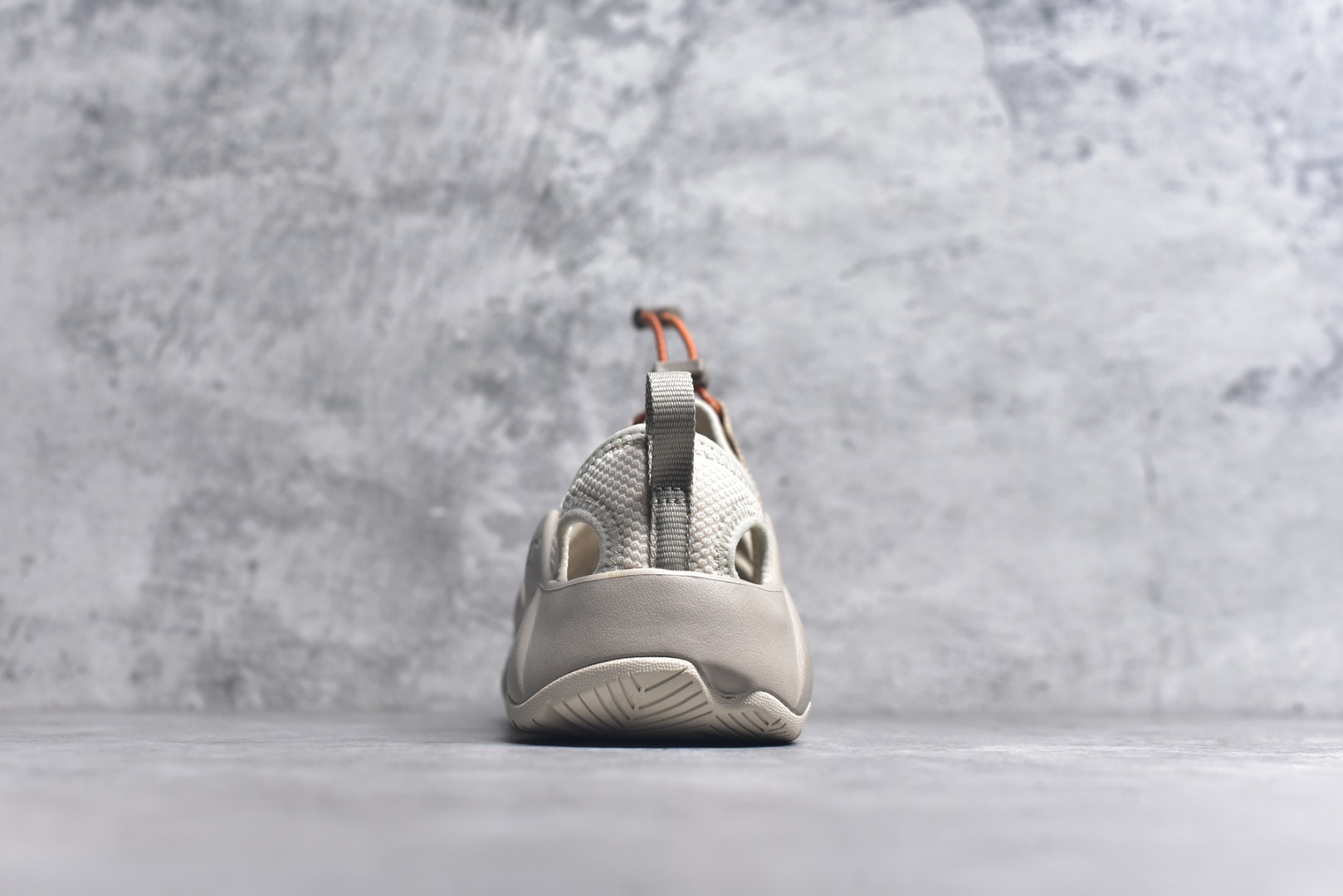 图片[5]-#KEEN Hyperport H2 科恩防滑耐磨低帮户外功能鞋溯溪鞋凉鞋 KEEN诞生于2003年的美国人气户外品牌，以一双“保护脚趾”且能涉足水域的户外凉鞋NEWPORT诞生为契机，开启原创制鞋之路。KEEN相信，天空之下即是户外，因为户外不一定是极具挑战性的独自冒险，也可以是与朋友、家人和宠物一同分享外面的世界。同时，KEEN从诞生之初便始终贯彻环保制鞋的理念，不断创造出优秀的原创奇履。脚踏实地，致力向善。我们想和世界产生更多交集为世界减少更多负担，和你趣户外、趣做自己、趣环保让地球和生活都变得更美好。尺码：36 36.5 37.5 38 38.5 39 40 40.5 41 42 42.5 43 44-选品中心