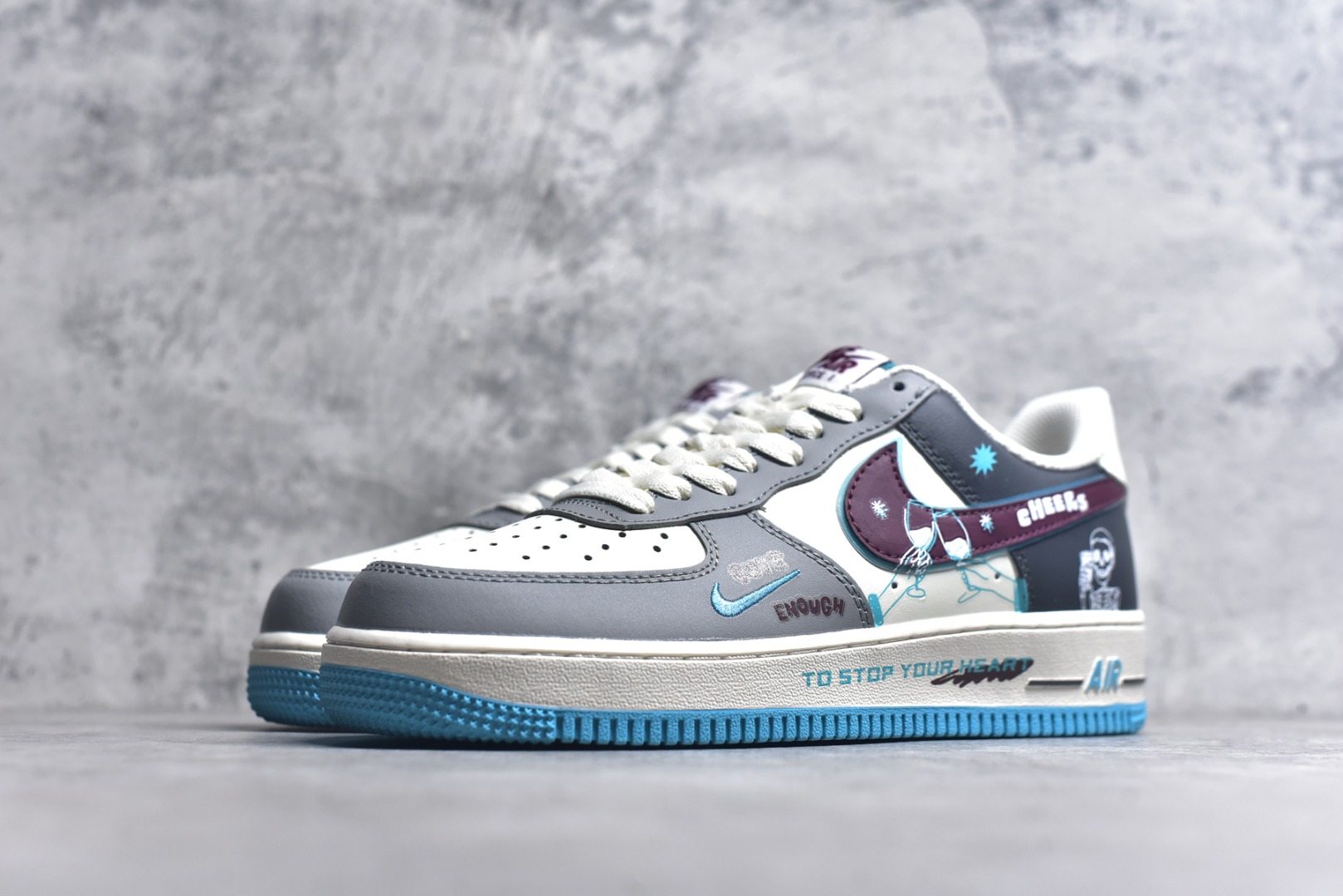 图片[2]-#Nike Air Force 1\’07 Low \”Stop Drinking\” 戒酒骷髅 空军一号低帮休闲运动板鞋 LJ2288-666 #戒酒骷髅是一幅极具警示意义的创意作品。画面主体是一个骷髅正仰面喝酒，它没有了皮肉的包裹，骨骼突兀地展现，空洞的眼眶直愣愣地望向天空，毫无生机的手紧握着酒杯，酒水顺着它的颌骨肆意流淌 尺码：36 36.5 37.5 38 38.5 39 40 40.5 41 42 42.5 43 44 44.5 45 9.D4-选品中心
