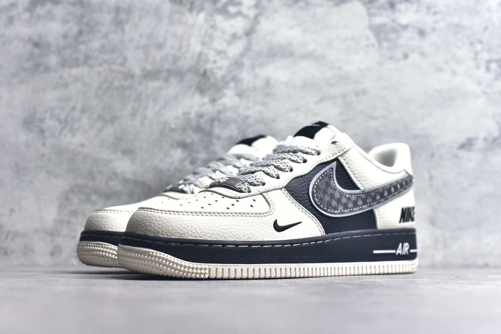 图片[2]-#Nike Air Force 1\’07 Low 联名 双层米黑 空军一号低帮休闲板鞋 XX3168-206 #原楦头原纸板 原装鞋盒 定制五金配件 内置全掌气垫 原厂鞋底 尺码：36 36.5 37.5 38 38.5 39 40 40.5 41 42 42.5 43 44 44.5 45 9.D4-选品中心