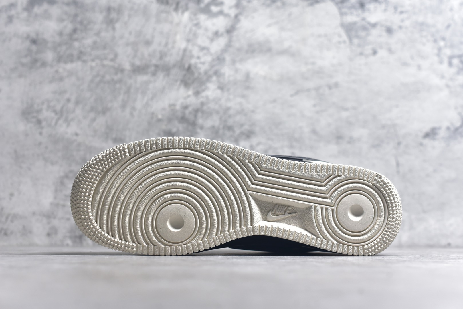 图片[6]-#Nike Air Force 1\’07 Low 联名 双层米黑 空军一号低帮休闲板鞋 XX3168-206 #原楦头原纸板 原装鞋盒 定制五金配件 内置全掌气垫 原厂鞋底 尺码：36 36.5 37.5 38 38.5 39 40 40.5 41 42 42.5 43 44 44.5 45 9.D4-选品中心