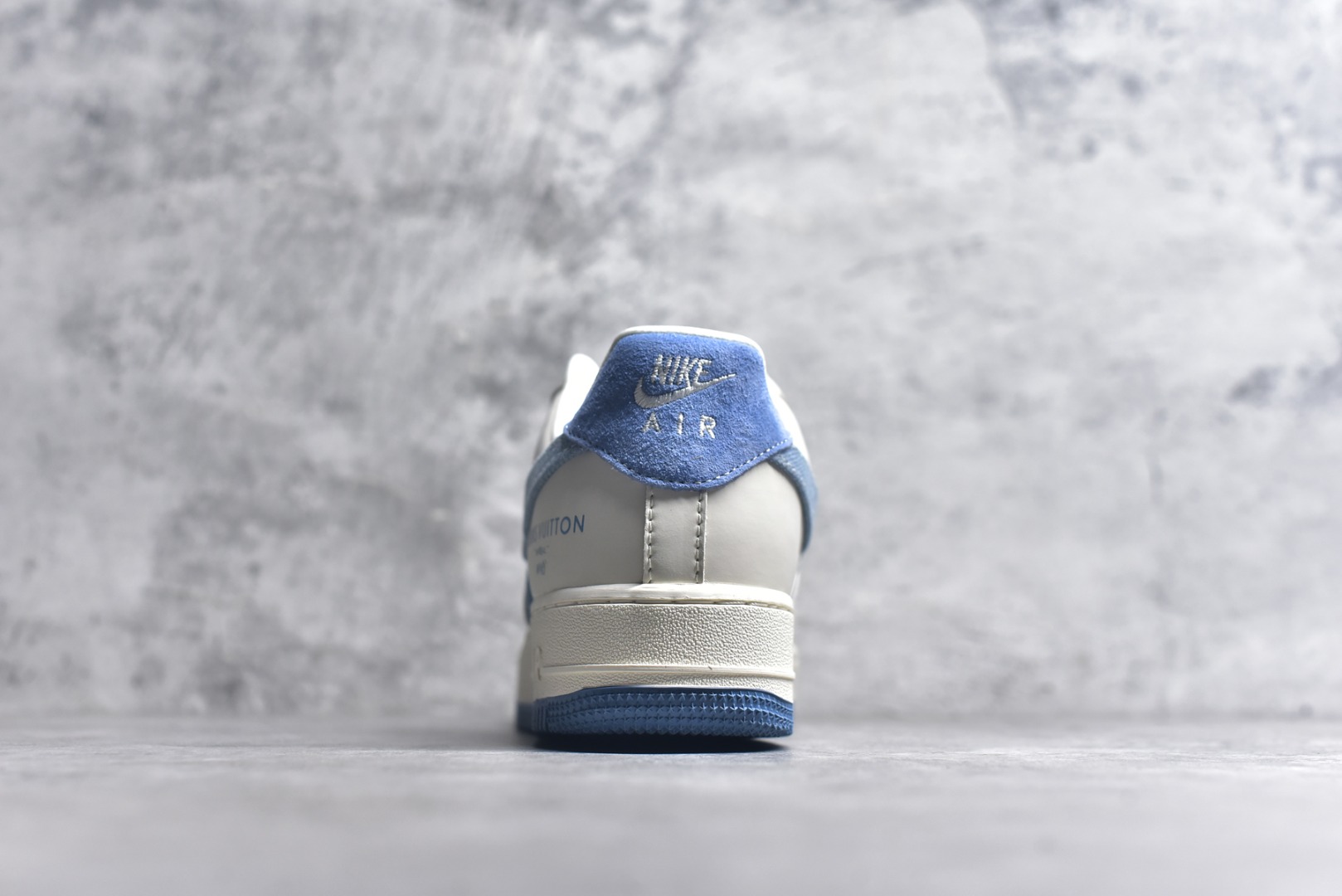 图片[5]-#Nike Air Force 1\’07 Low LV联名 蓝布勾 空军一号低帮休闲板鞋 DF0188-068 #原楦头原纸板 原装鞋盒 定制五金配件 内置全掌气垫 原厂鞋底 尺码：36 36.5 37.5 38 38.5 39 40 40.5 41 42 42.5 43 44 44.5 45 9.D4-选品中心