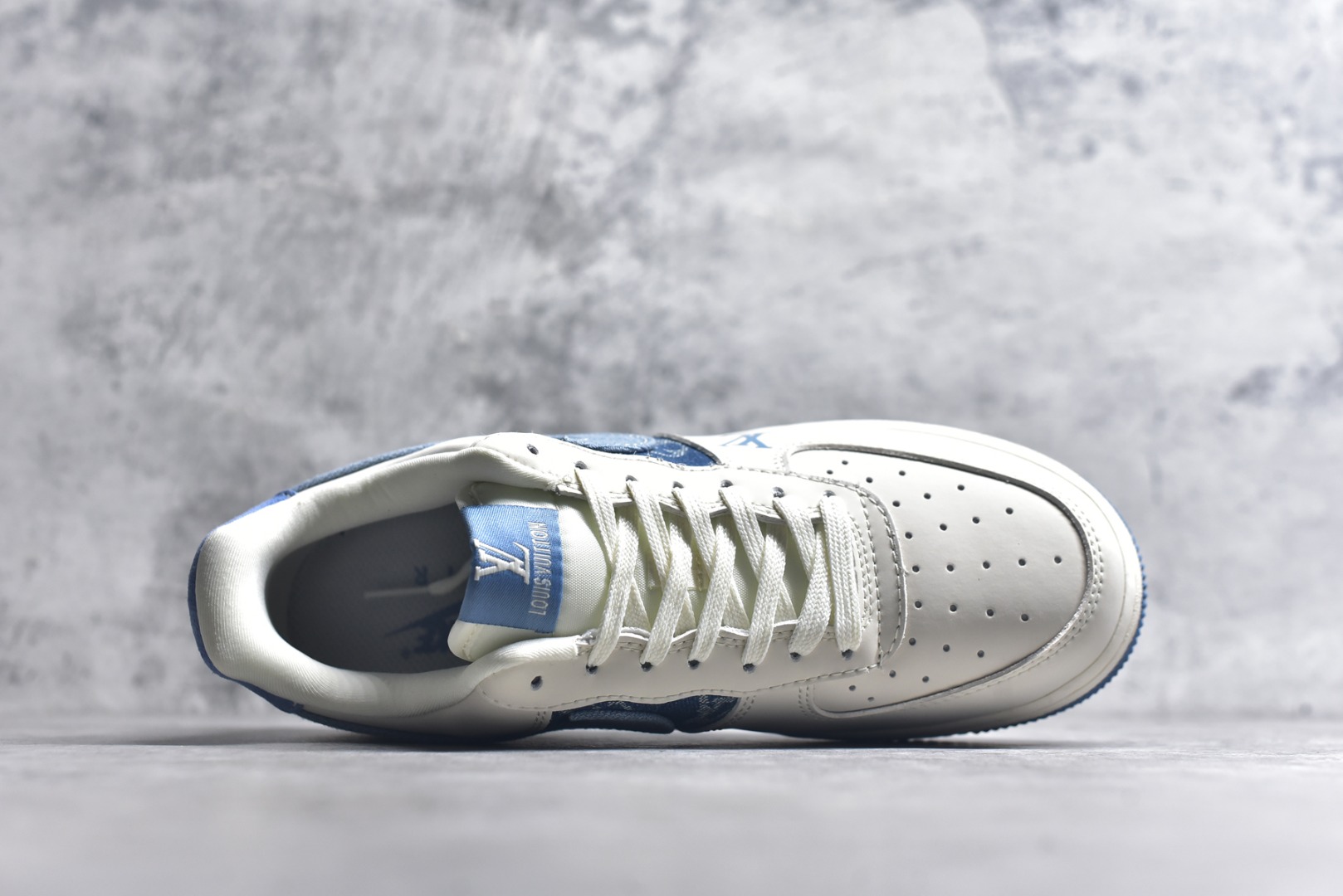 图片[4]-#Nike Air Force 1\’07 Low LV联名 蓝布勾 空军一号低帮休闲板鞋 DF0188-068 #原楦头原纸板 原装鞋盒 定制五金配件 内置全掌气垫 原厂鞋底 尺码：36 36.5 37.5 38 38.5 39 40 40.5 41 42 42.5 43 44 44.5 45 9.D4-选品中心