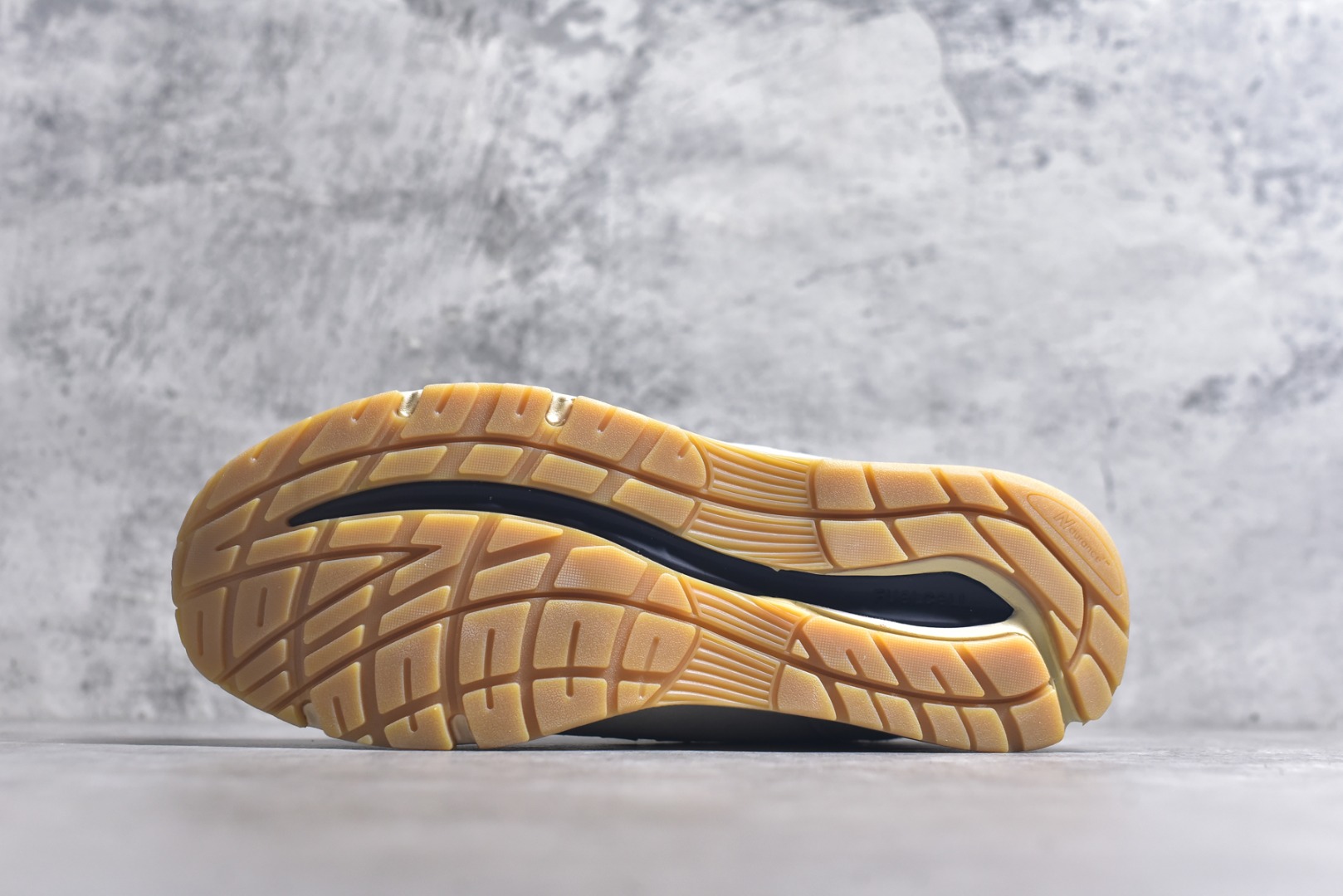 图片[6]-#New Balance Made In USA M991系列 美产经典百搭老爹休闲运动跑步鞋 U991VS2 #鞋面采用猪巴革及大网眼布鞋面材质以及3层组合大底 ABZORB专利吸震鞋垫 尺码：36 37 37.5 38 38.5 39 40 40.5 41 42 42.5 43 44 44.5 45 9.D4-选品中心