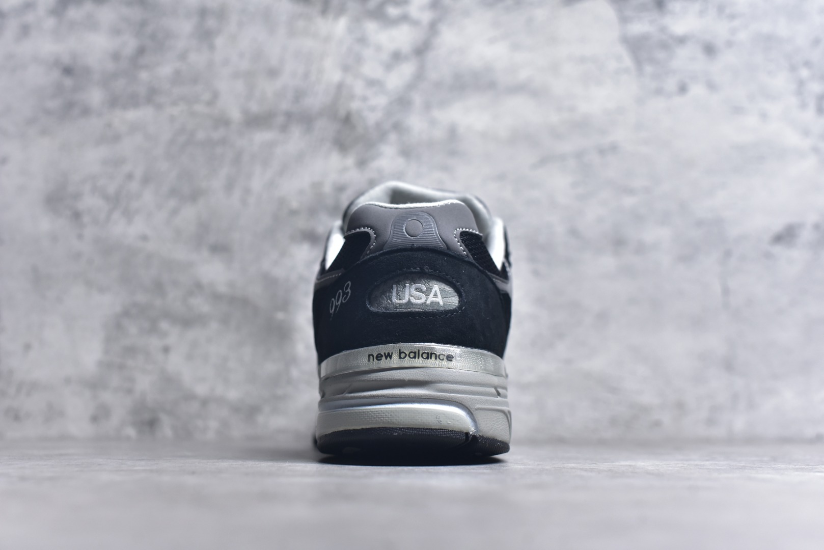 图片[5]-#NB新百伦New Balance in USA 系列美产血统经典复古休闲运动百搭老爹跑步鞋 升级原楦原纸版开发 正确6层组合底模精密开发 搭载全新碳素中底 后跟透明TPU水晶装饰条稳固❗ 货号：MR993BK MR993GL 尺码：36 37 37.5 38 38.5 39 40 40.5 41.5 42 42.5 43 44 45-选品中心