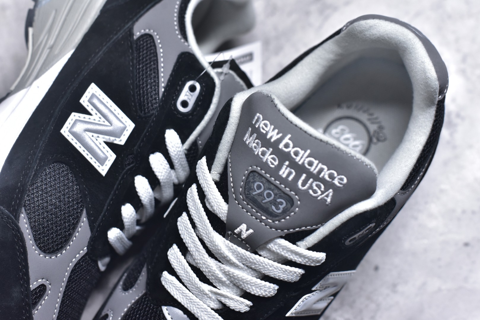 图片[9]-#NB新百伦New Balance in USA 系列美产血统经典复古休闲运动百搭老爹跑步鞋 升级原楦原纸版开发 正确6层组合底模精密开发 搭载全新碳素中底 后跟透明TPU水晶装饰条稳固❗ 货号：MR993BK MR993GL 尺码：36 37 37.5 38 38.5 39 40 40.5 41.5 42 42.5 43 44 45-选品中心