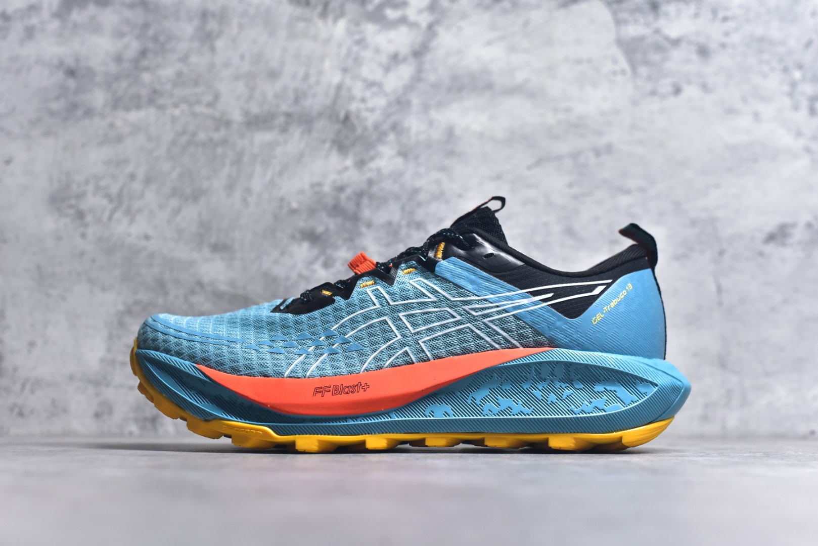 #Asics Gel-Trabuco 13 复古亚瑟士透气休闲鞋缓震男子耐磨跑步鞋 鞋面采用无缝线鞋面 贴合脚型 穿着舒适中底360°环绕式GL 提供良好的缓冲性能 货号：1011B973-400 尺码：36 37 37.5 38 38.5 39 39.5 40 40.5 41.5 42 42.5 43.5 44 44.5 45-选品中心