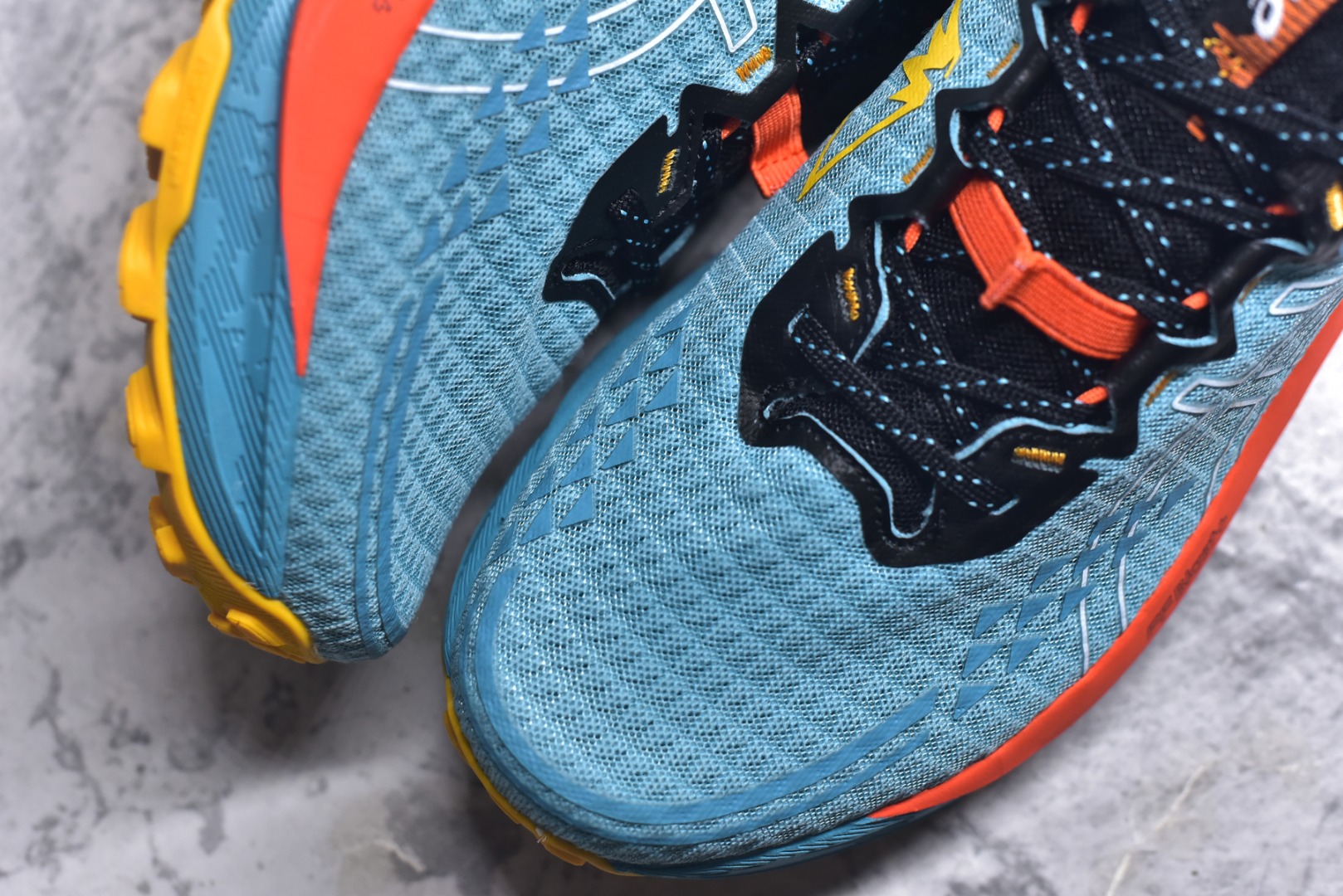 图片[8]-#Asics Gel-Trabuco 13 复古亚瑟士透气休闲鞋缓震男子耐磨跑步鞋 鞋面采用无缝线鞋面 贴合脚型 穿着舒适中底360°环绕式GL 提供良好的缓冲性能 货号：1011B973-400 尺码：36 37 37.5 38 38.5 39 39.5 40 40.5 41.5 42 42.5 43.5 44 44.5 45-选品中心