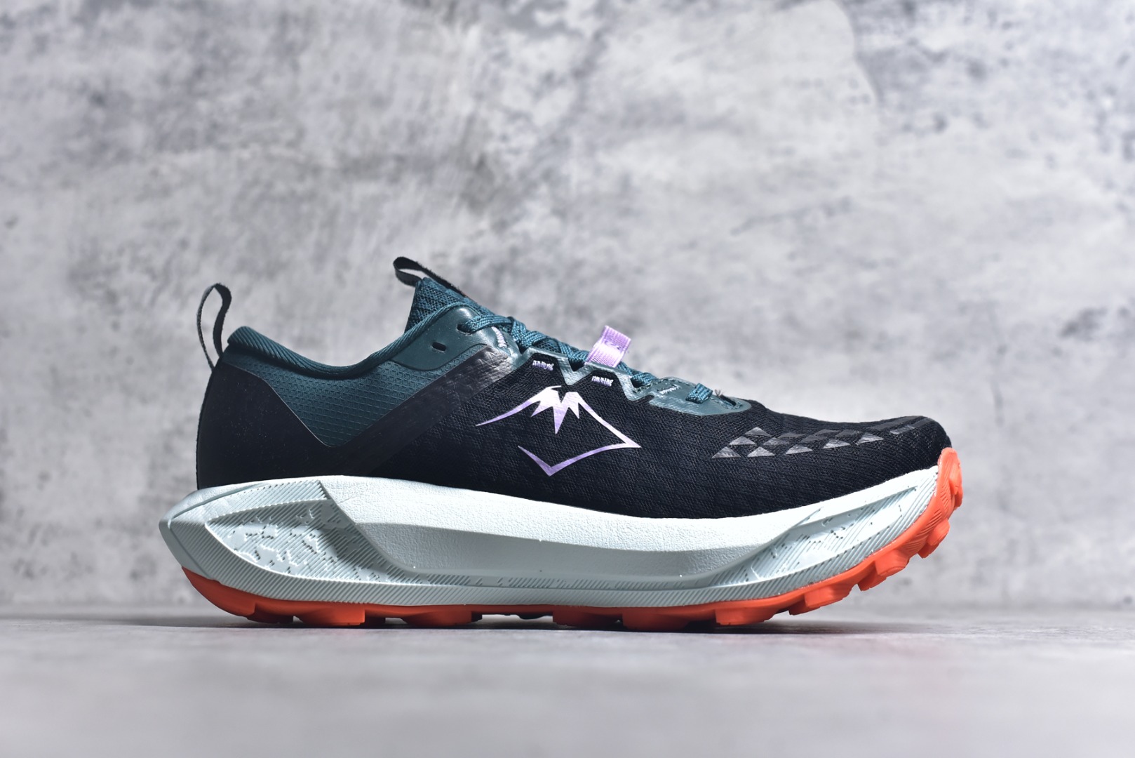 图片[3]-#Asics Gel-Trabuco 13 复古亚瑟士透气休闲鞋缓震男子耐磨跑步鞋 鞋面采用无缝线鞋面 贴合脚型 穿着舒适中底360°环绕式GL 提供良好的缓冲性能 货号：1012B768-001 尺码：36 37 37.5 38 38.5 39 39.5 40 40.5 41.5 42 42.5 43.5 44 44.5 45-选品中心