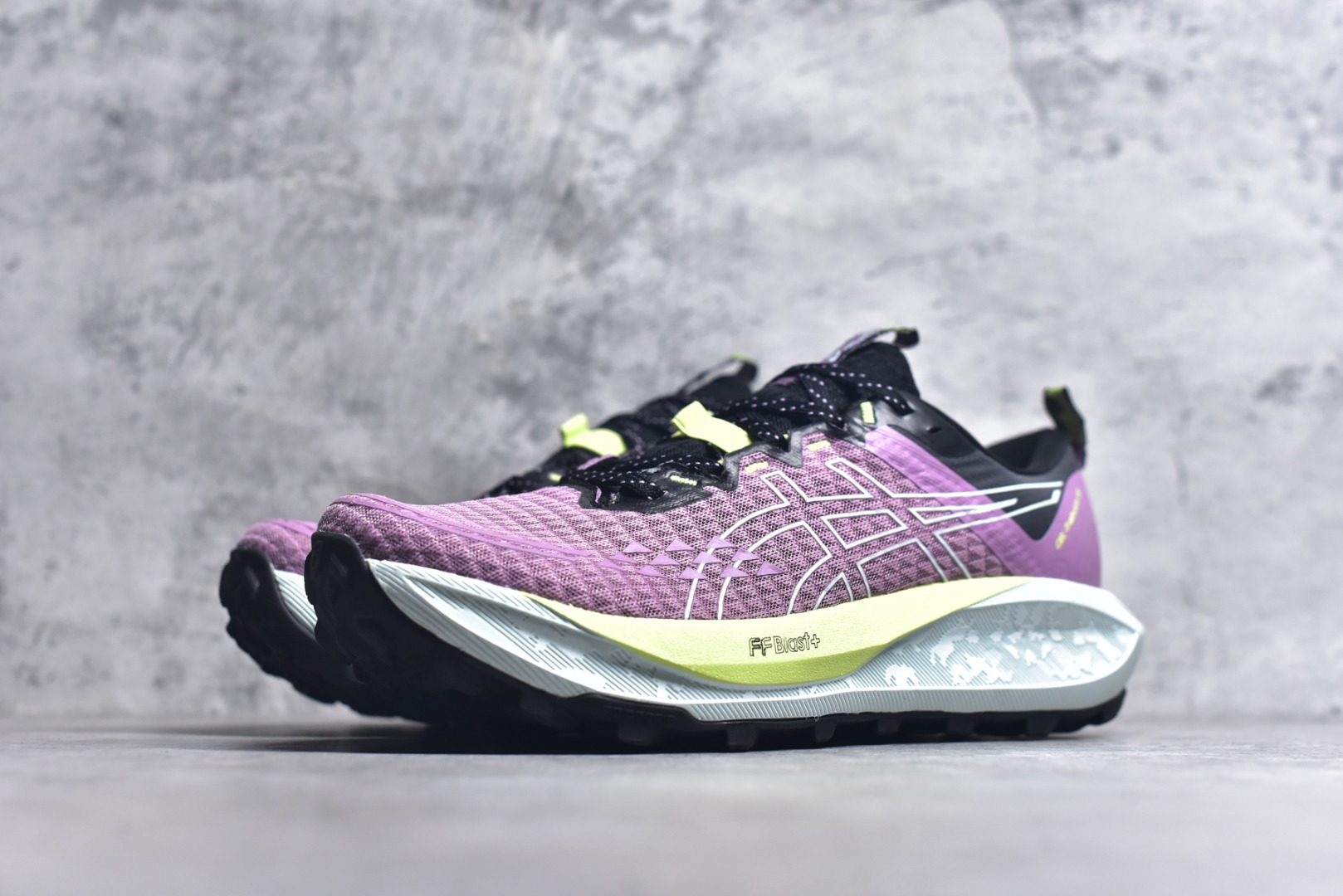 图片[2]-#Asics Gel-Trabuco 13 复古亚瑟士透气休闲鞋缓震男子耐磨跑步鞋 鞋面采用无缝线鞋面 贴合脚型 穿着舒适中底360°环绕式GL 提供良好的缓冲性能 货号：1012B768-500 尺码：36 37 37.5 38 38.5 39 39.5 40 40.5 41.5 42 42.5 43.5 44 44.5 45-选品中心