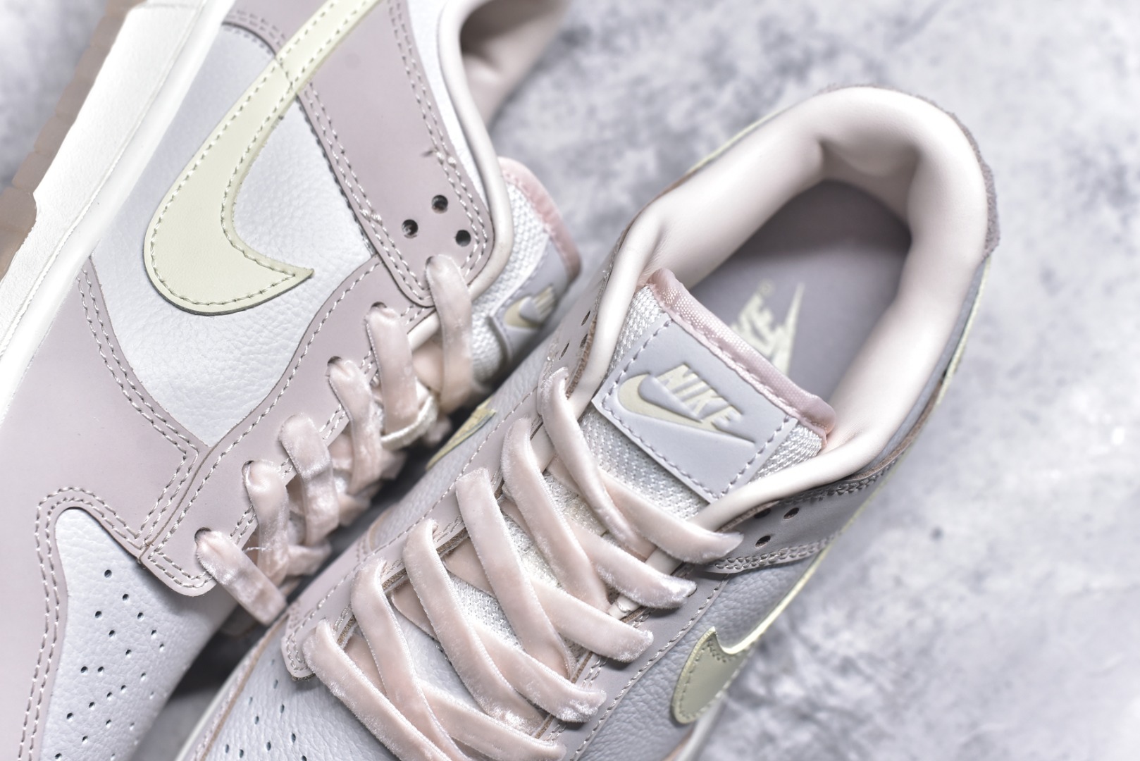 图片[9]-#Nike SB Dunk Low 胭脂粉 独家版型蒸餾加工帶來的是更好的视觉和脚感体验大厂纯原品质出货 清洁度 电绣工艺 皮料切割干净无任何毛边 细节完美 货号：FB7910 601 尺码：35-40（半）-选品中心