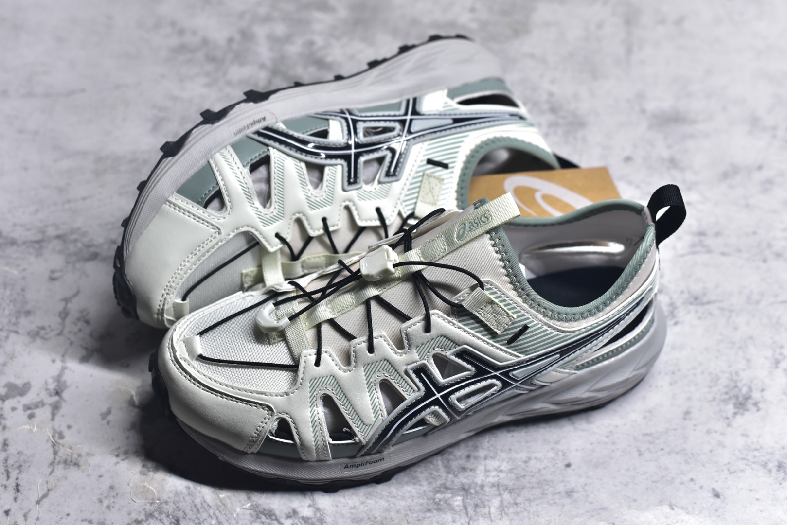 图片[7]-#Asics Gel-Sonoma SE 亚瑟士溯溪鞋涉水鞋洞洞鞋 舒适日常休闲百搭防滑低帮户外徒步舒适随行跑步鞋 无界 路更远 今夏必备 颠覆认知 包裹性超强 脚感非常之舒适 侧面镂空设计 透气性极佳 让微风灌入足底 为沸腾夏日注入清爽能量防滑效果也不错 颜值与性能兼备 各平台实体疯狂种草首选 尺码：36 37.5 38 39 40 40.5 41.5 42 42.5 43.5 44 45 46-选品中心