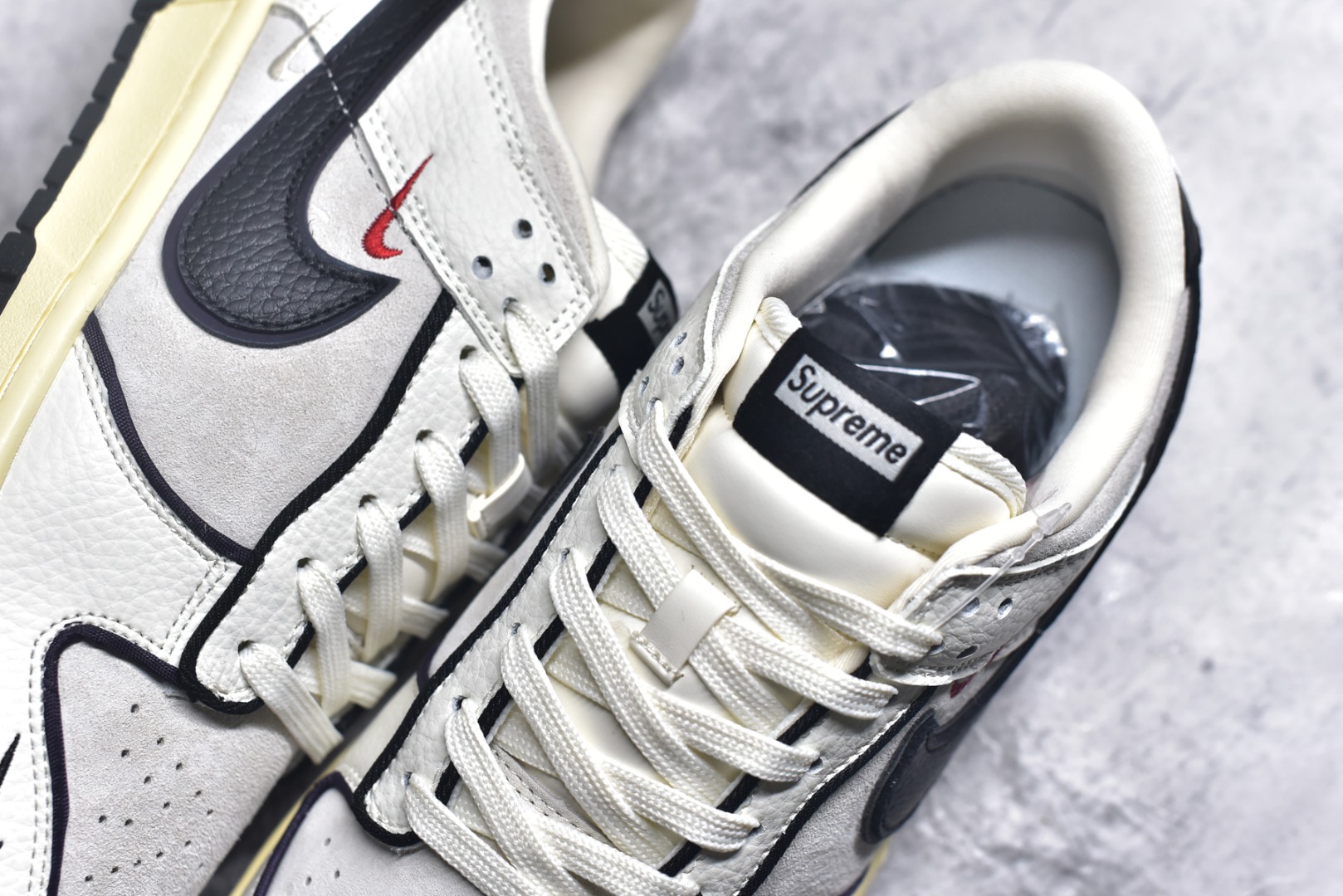 图片[9]-#Nike SB Dunk Low Sup联名 白黑变色 周年高端定制 低帮休闲板鞋 SC9207-409 #定制鞋盒 大厂纯原品质出货 超高清洁度 皮料切割干净无任何毛边 细节完美 尺码：36 36.5 37.5 38 38.5 39 40 40.5 41 42 42.5 43 44 44.5 45 9.E5-选品中心