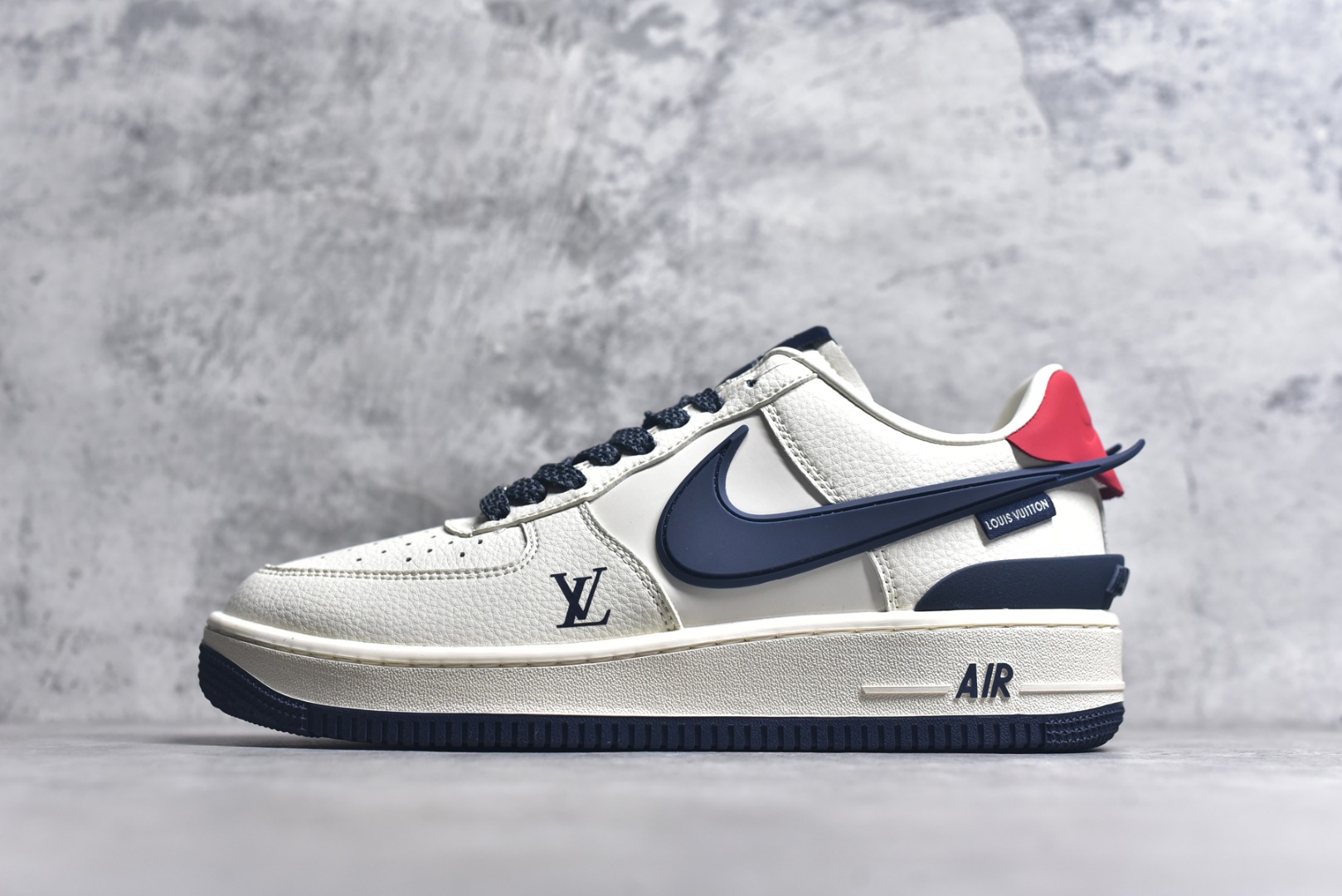 #Nike Air Force 1\’07 Low LV联名 深蓝大勾 空军一号低帮休闲板鞋 XS3464-575 #原楦头原纸板 原装鞋盒 定制五金配件 内置全掌气垫 原厂鞋底 尺码：36 36.5 37.5 38 38.5 39 40 40.5 41 42 42.5 43 44 44.5 45 9.D4-选品中心