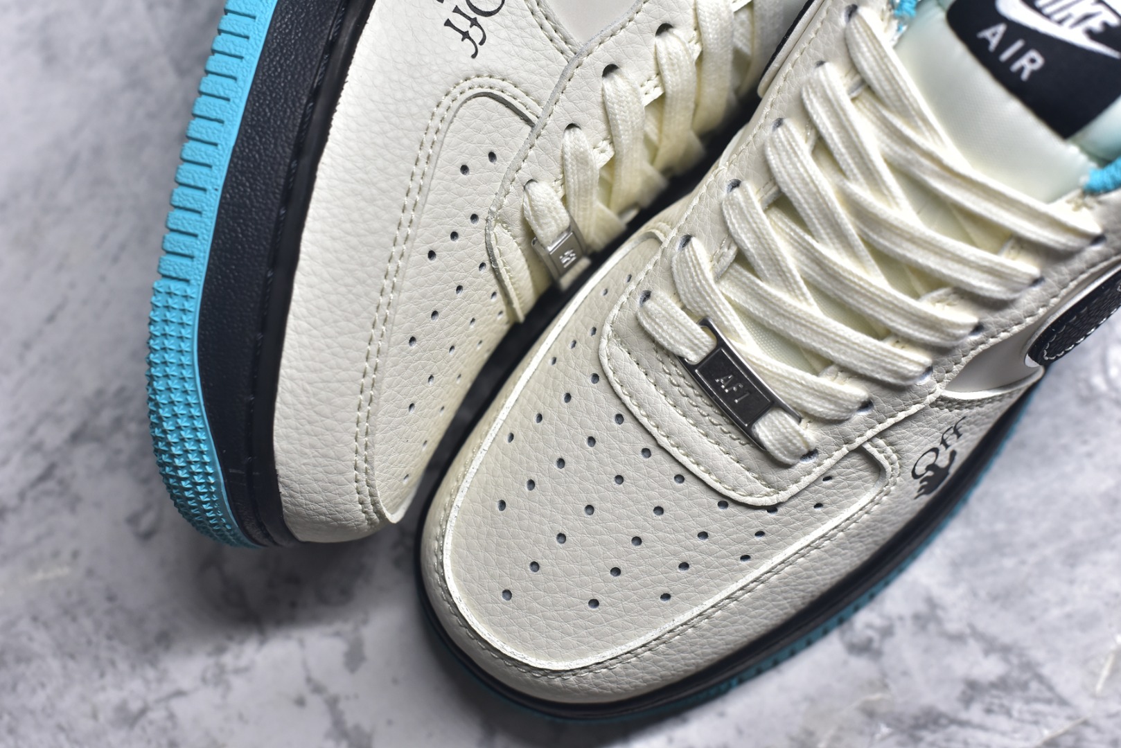图片[8]-#Nike Air Force 1\’07 Low 联名 黑蓝双拼米黑 空军一号低帮休闲板鞋 QW5836-003 #原楦头原纸板 原装鞋盒 定制五金配件 内置全掌气垫 原厂鞋底 尺码：36 36.5 37.5 38 38.5 39 40 40.5 41 42 42.5 43 44 44.5 45 9.D4-选品中心